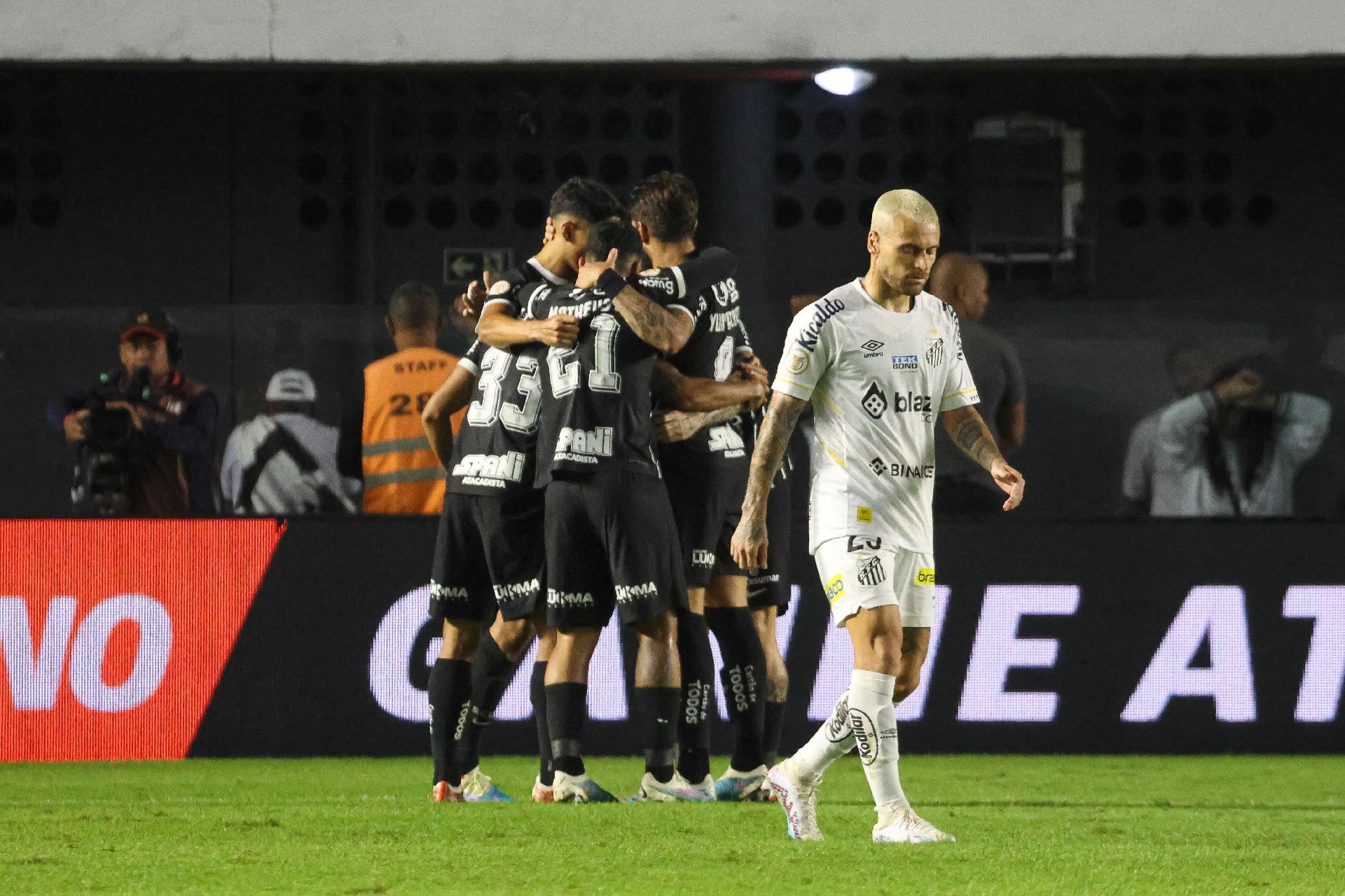 Santos 0 x 2 Corinthians - 25/04/2021 - Campeonato Paulista 