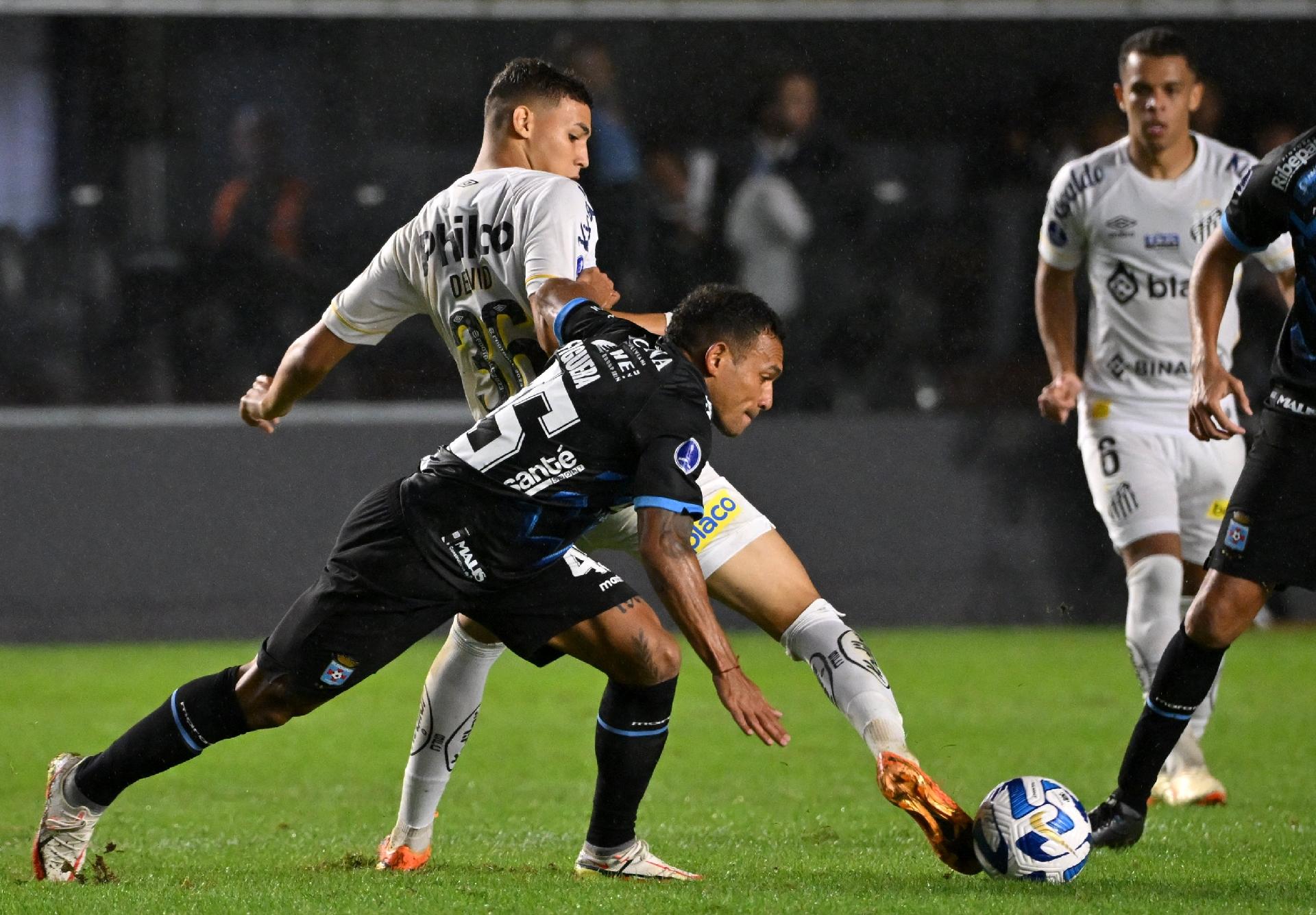 Santos usa reservas em jogo que não vale nada na Sul-Americana e