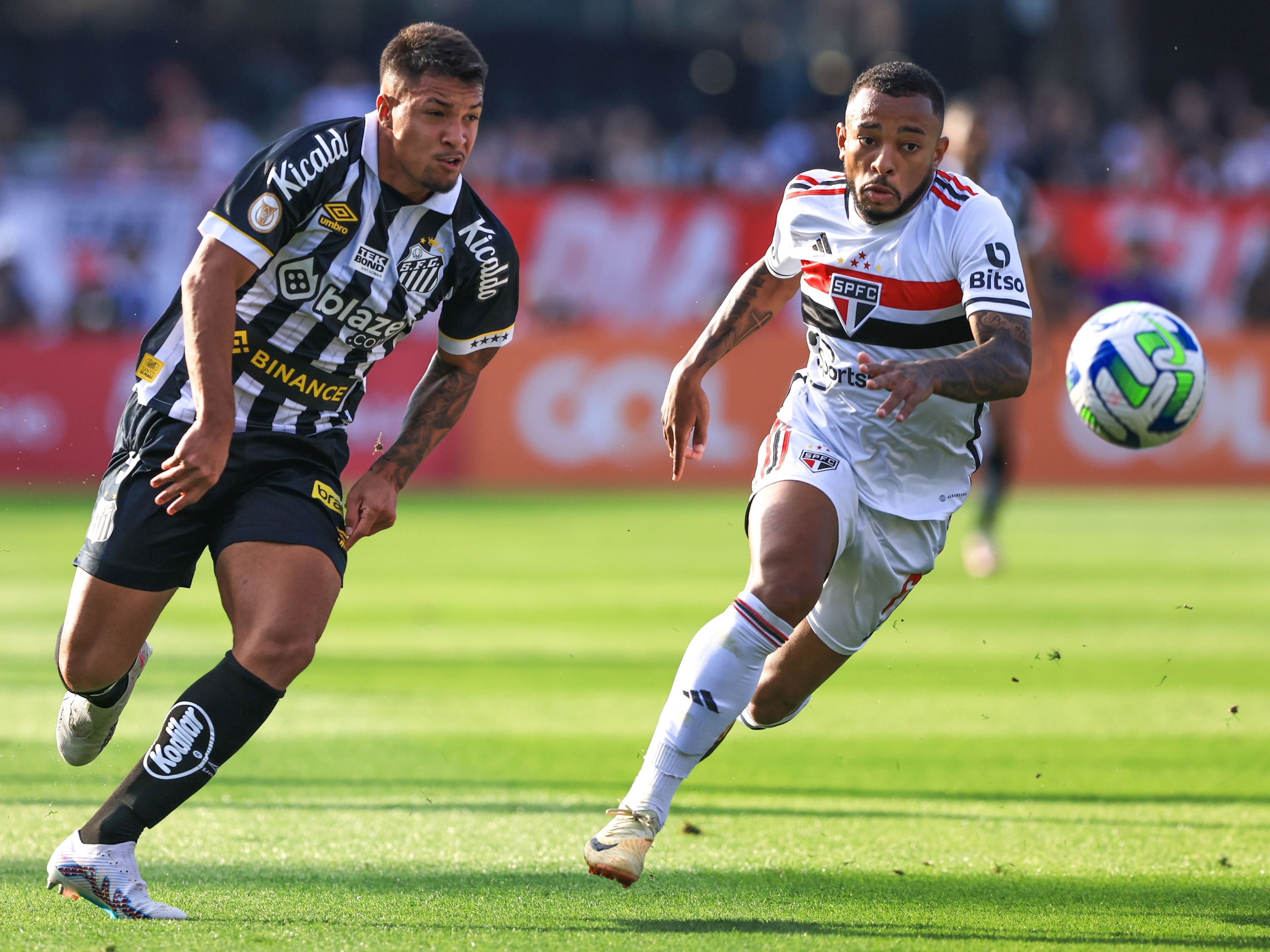 Santos x São Paulo: onde assistir ao jogo pelo Brasileirão