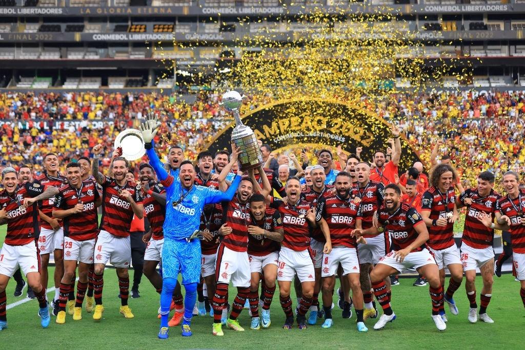 Campeões da Libertadores, jogadores do Flamengo na Copa tentam