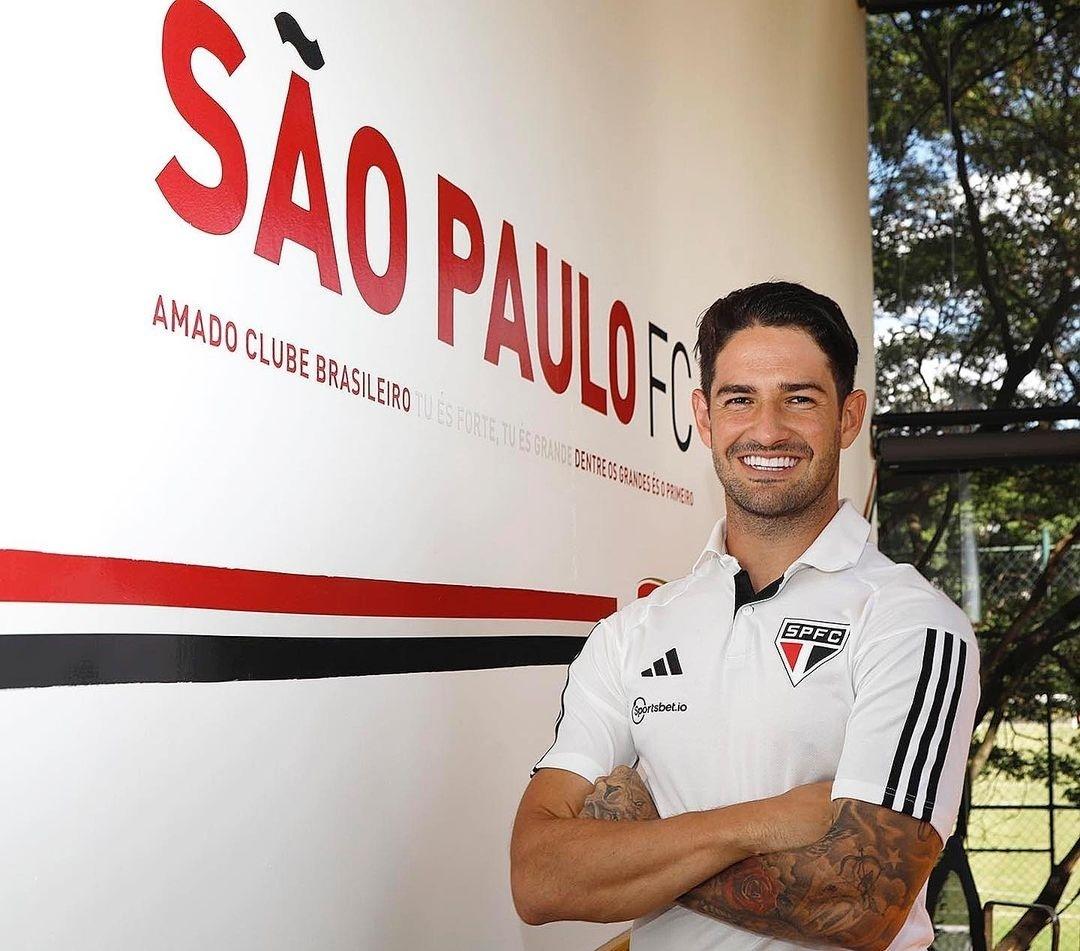 Alexandre Pato diz que trocaria todos os gols na carreira para ser campeão  pelo São Paulo