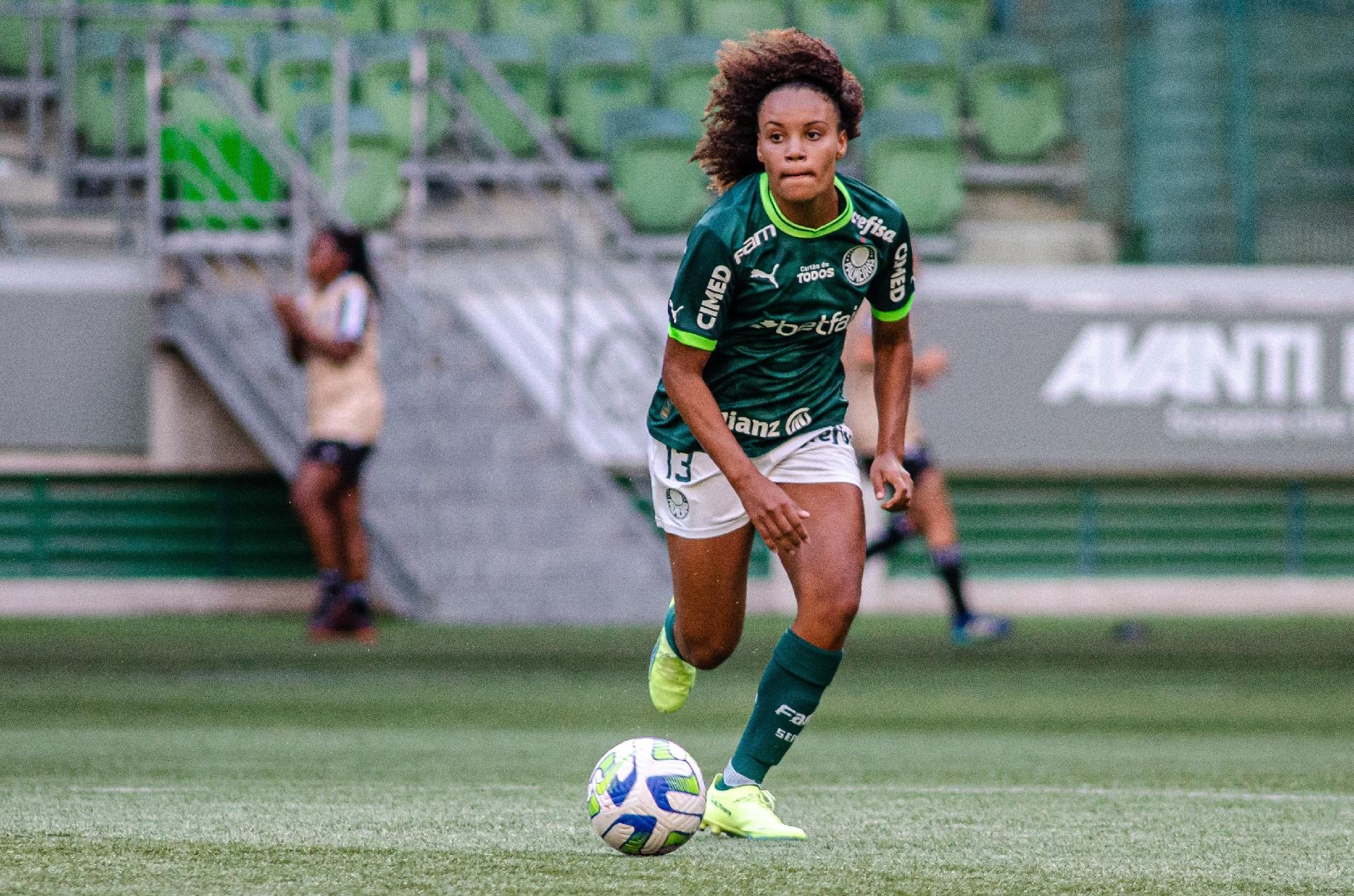 São Paulo vence Palmeiras com golaço e avança no Brasileirão Feminino