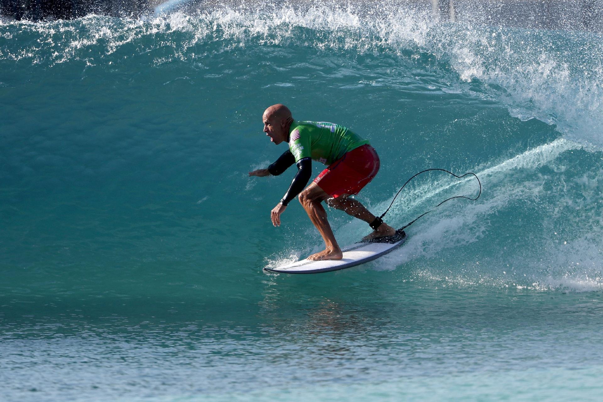 Canal Parafina on X: G.O.A.T 🐐 30 anos de Kelly Slater na elite do surf  mundial 👽  / X