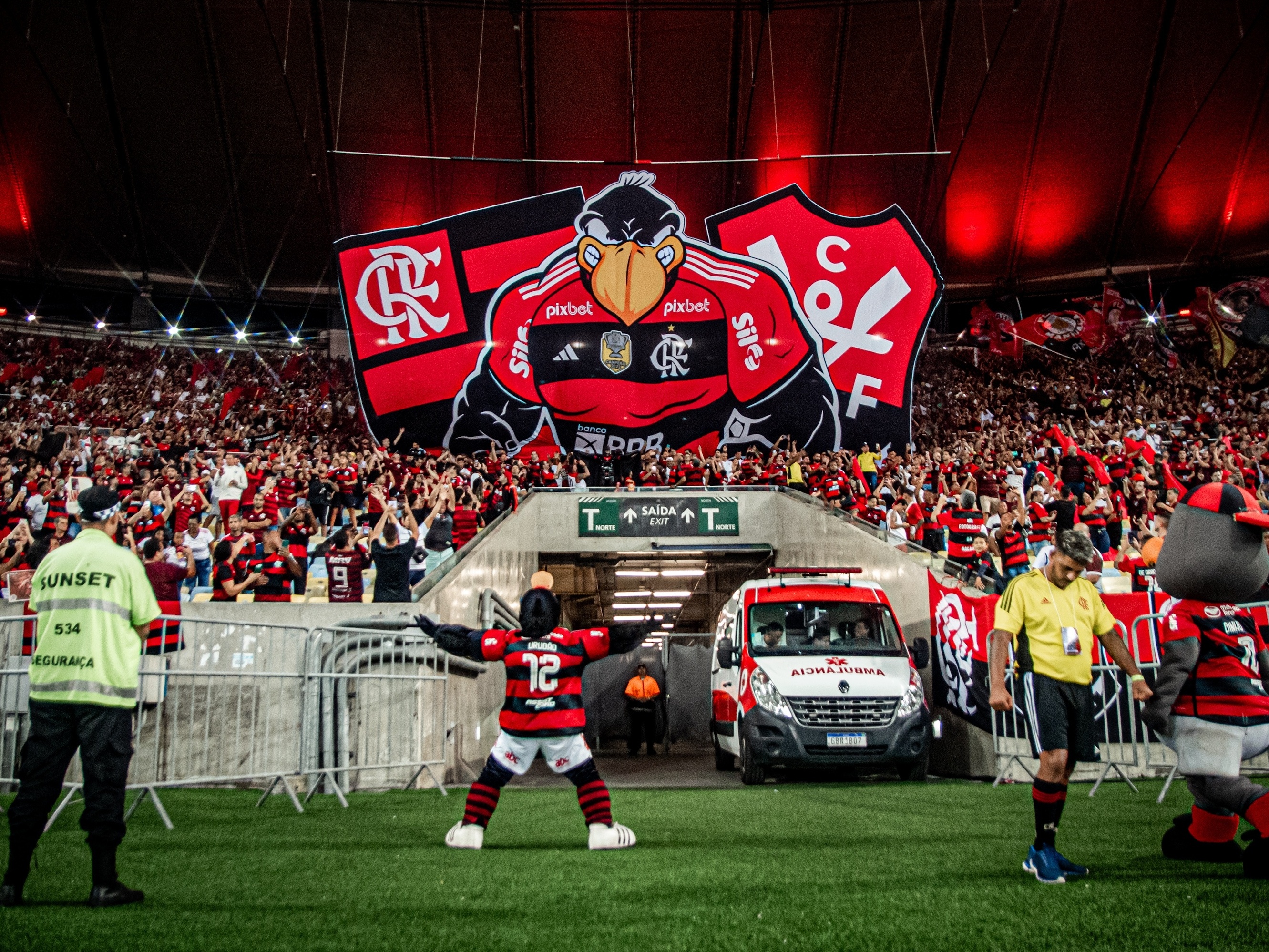 Flamengo transmite jogo no  com 2 milhões simultâneos e doações da  torcida