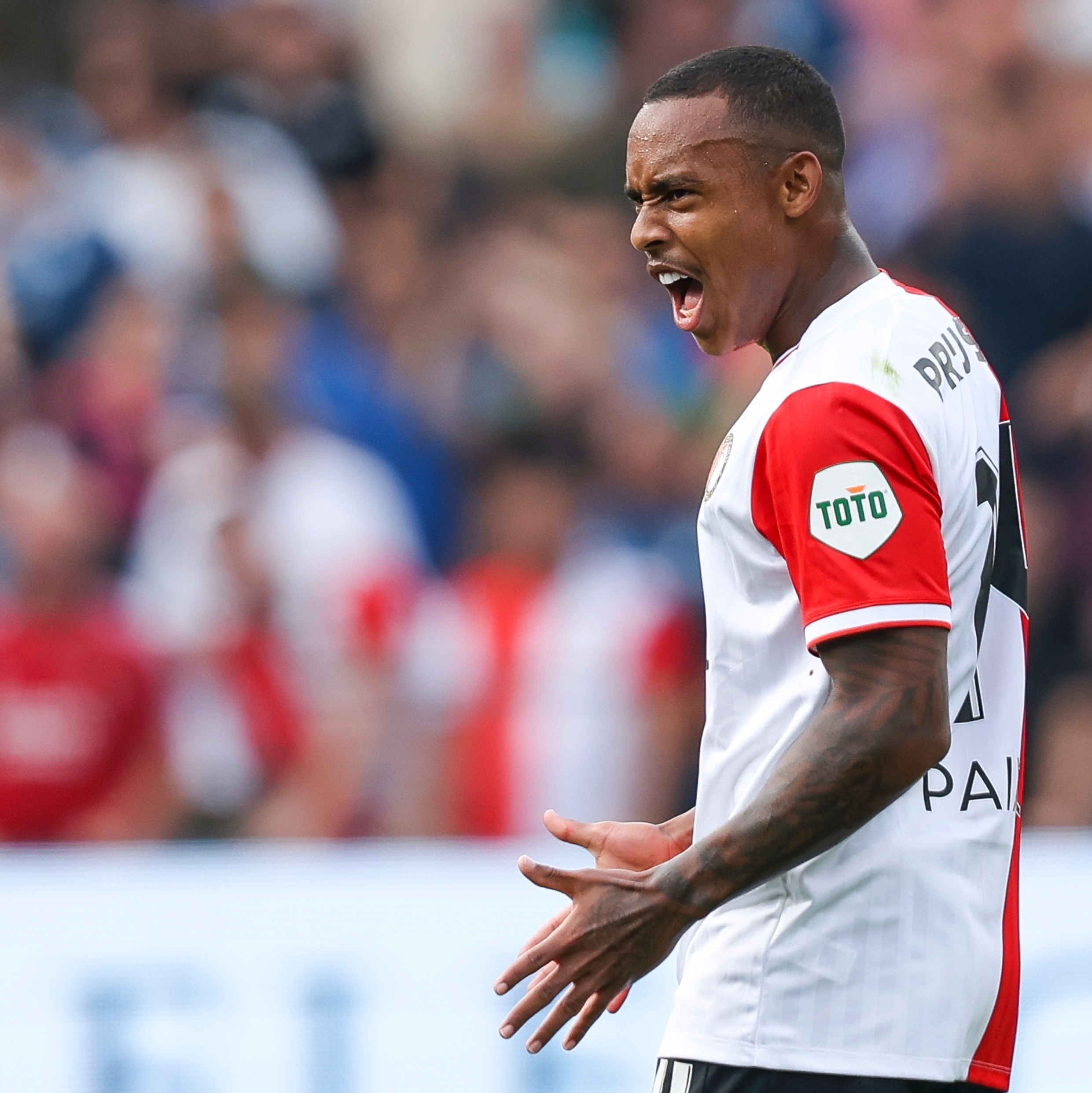 Feyenoord estreia na Liga dos Campeões com vitória - Futebol Holandês