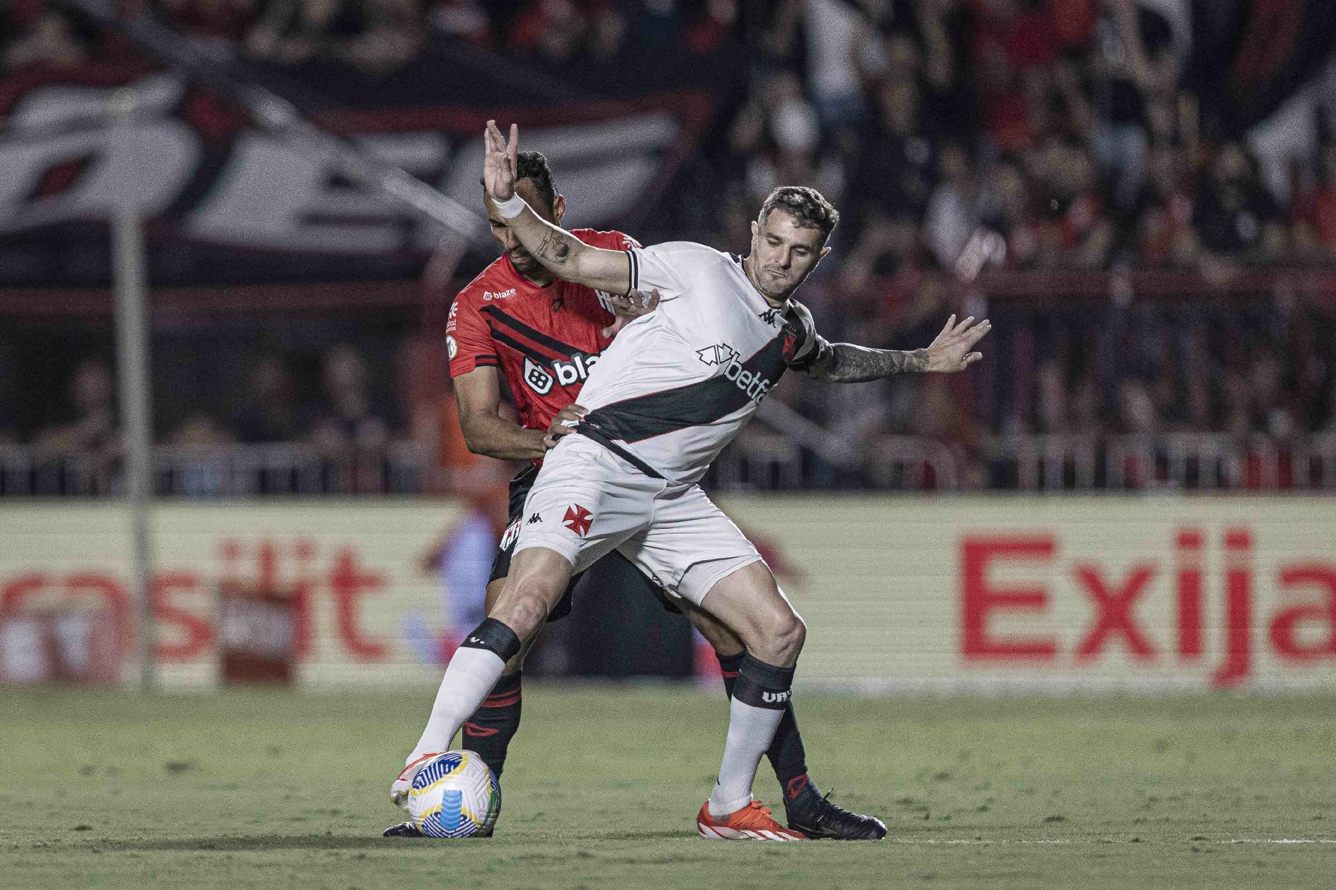 Vasco X Atl Tico Go Ao Vivo Saiba Como Assistir Ao Jogo Na Tv Conhe A