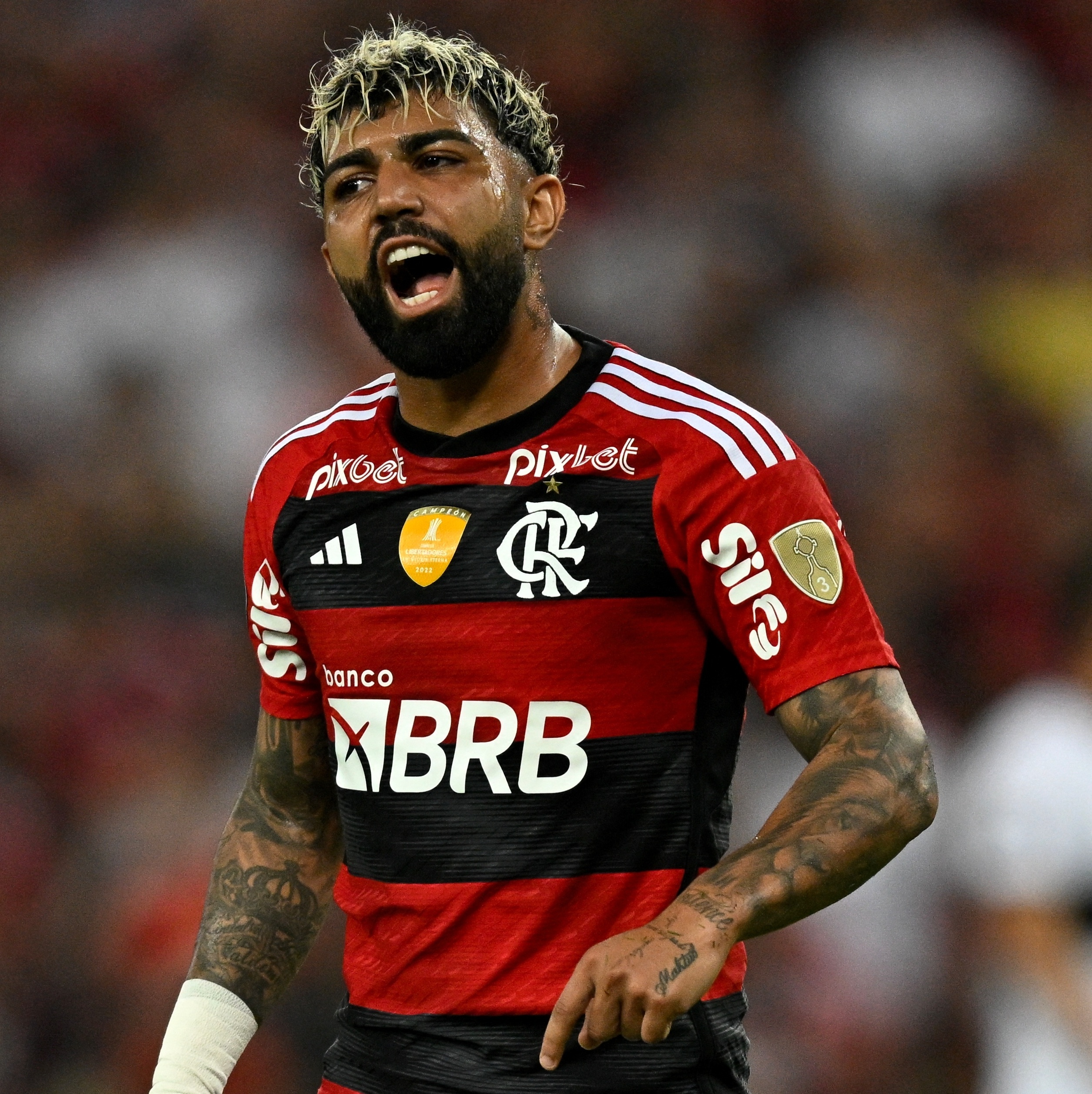 Premier League: Newcastle monitora o atacante Gabigol, do Flamengo -  Superesportes