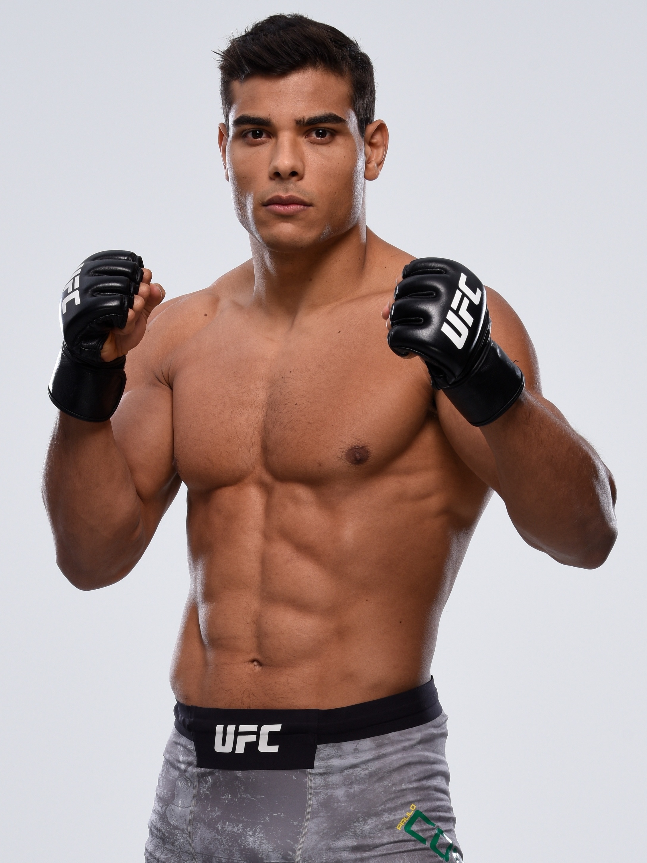 Borrachinha acumulou dívida antes de entrar no UFC. Hoje, quer título