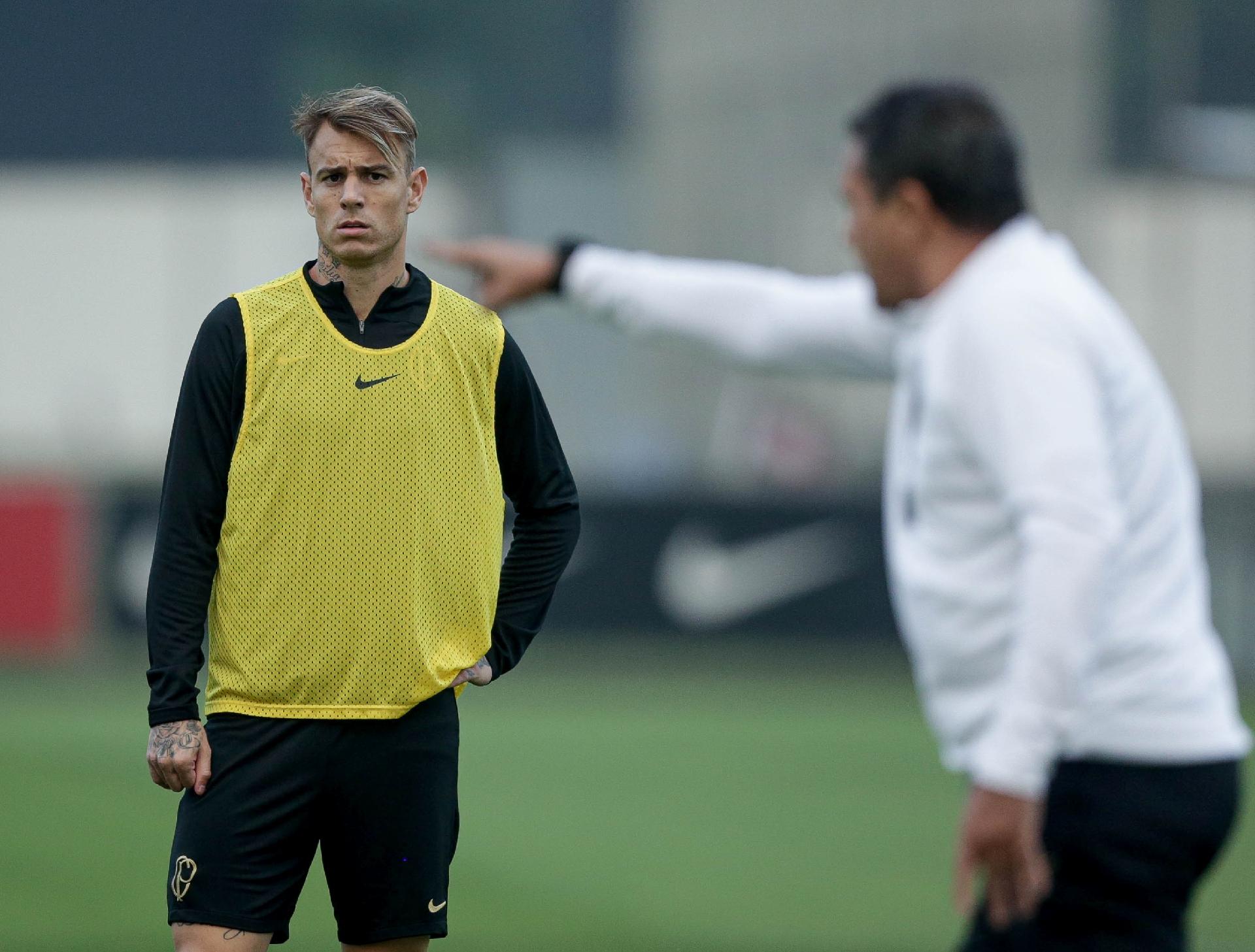 RGL - Dedo de Luxemburgo ajuda Corinthians em empate, mas é preciso