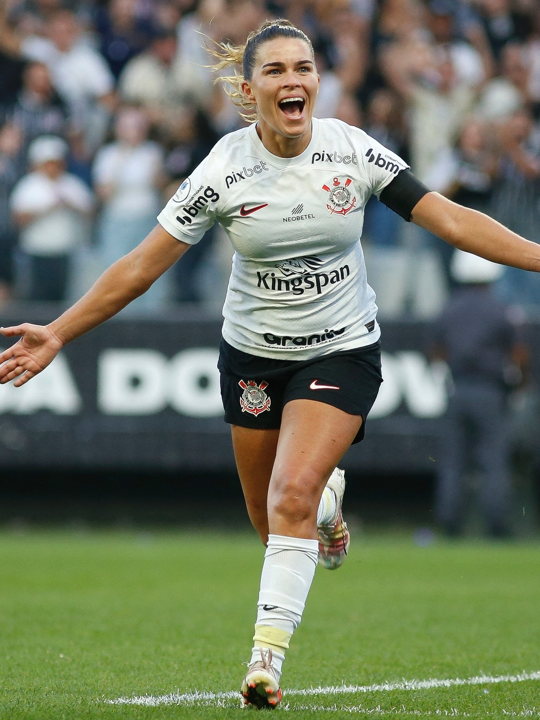 Torcida Feminina do Corinthians