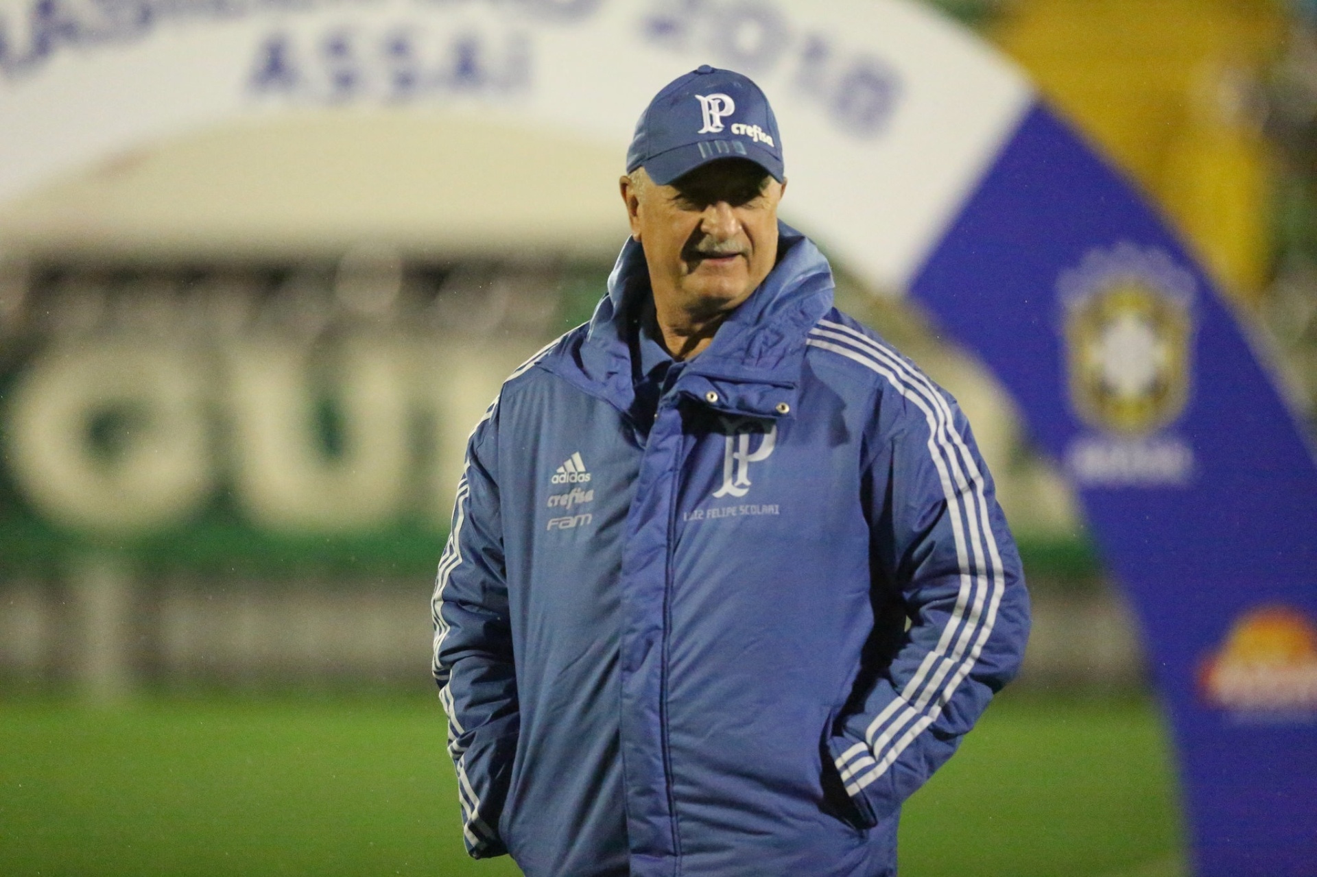 'Felipão tem os jogadores na mão', afirma diretoria do Palmeiras