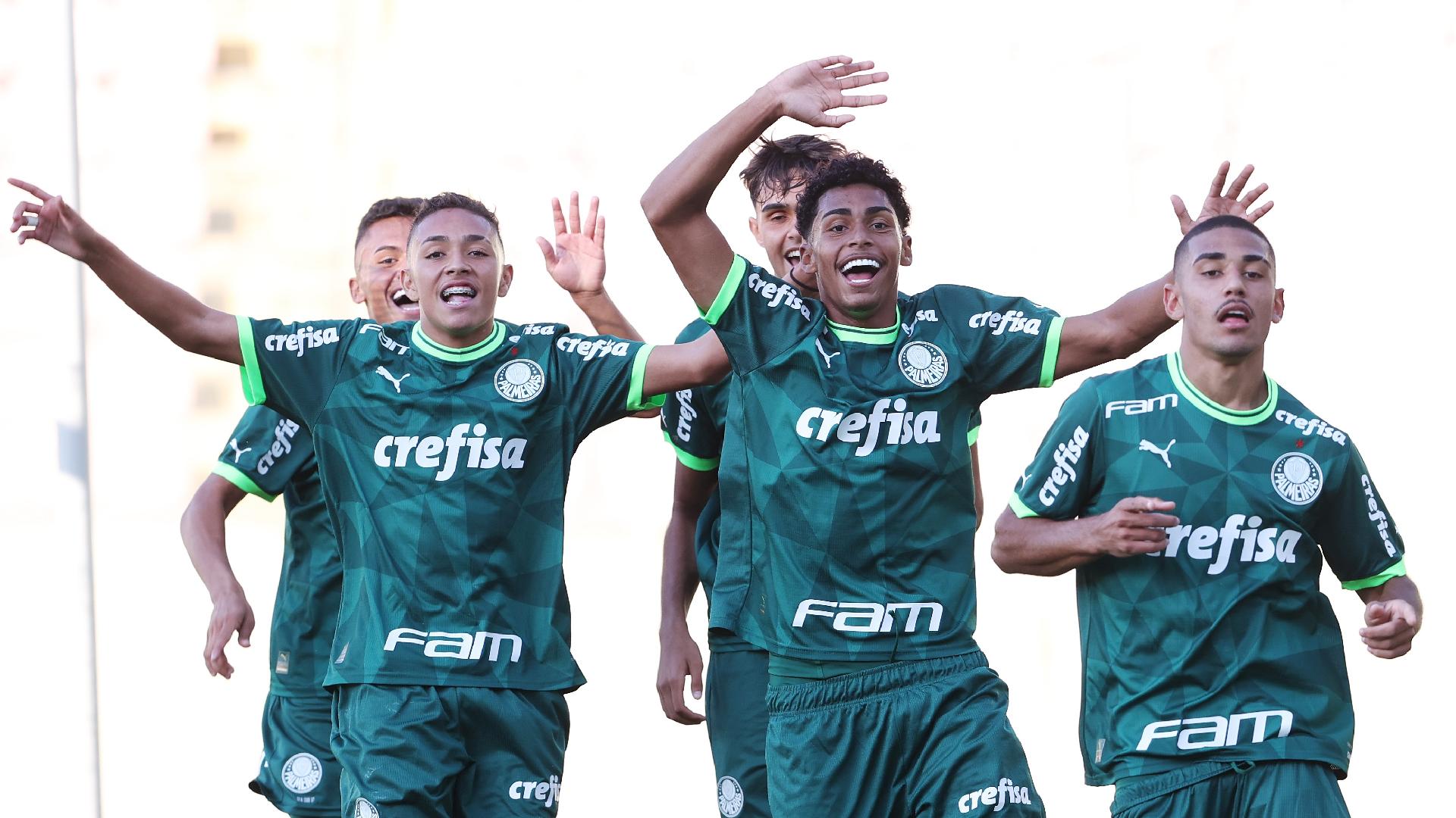 Campeão do Mundial Sub-17, Palmeiras retorna à Espanha em busca do