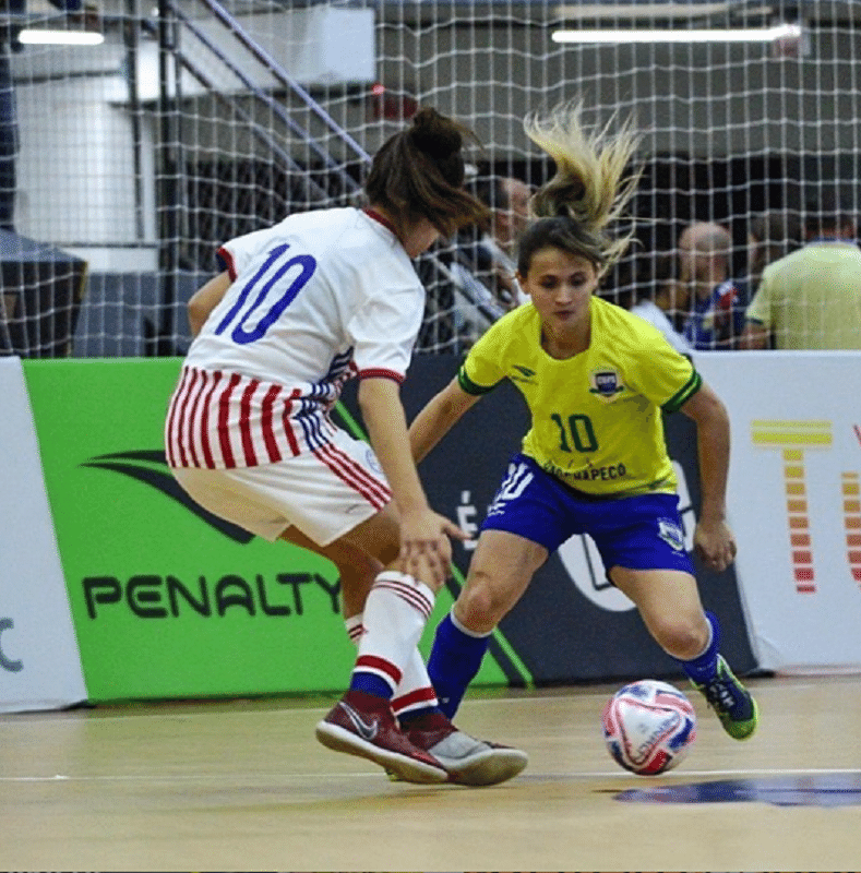 Amandinha e Ferrão scolhidos os melhores do mundo no Futsal