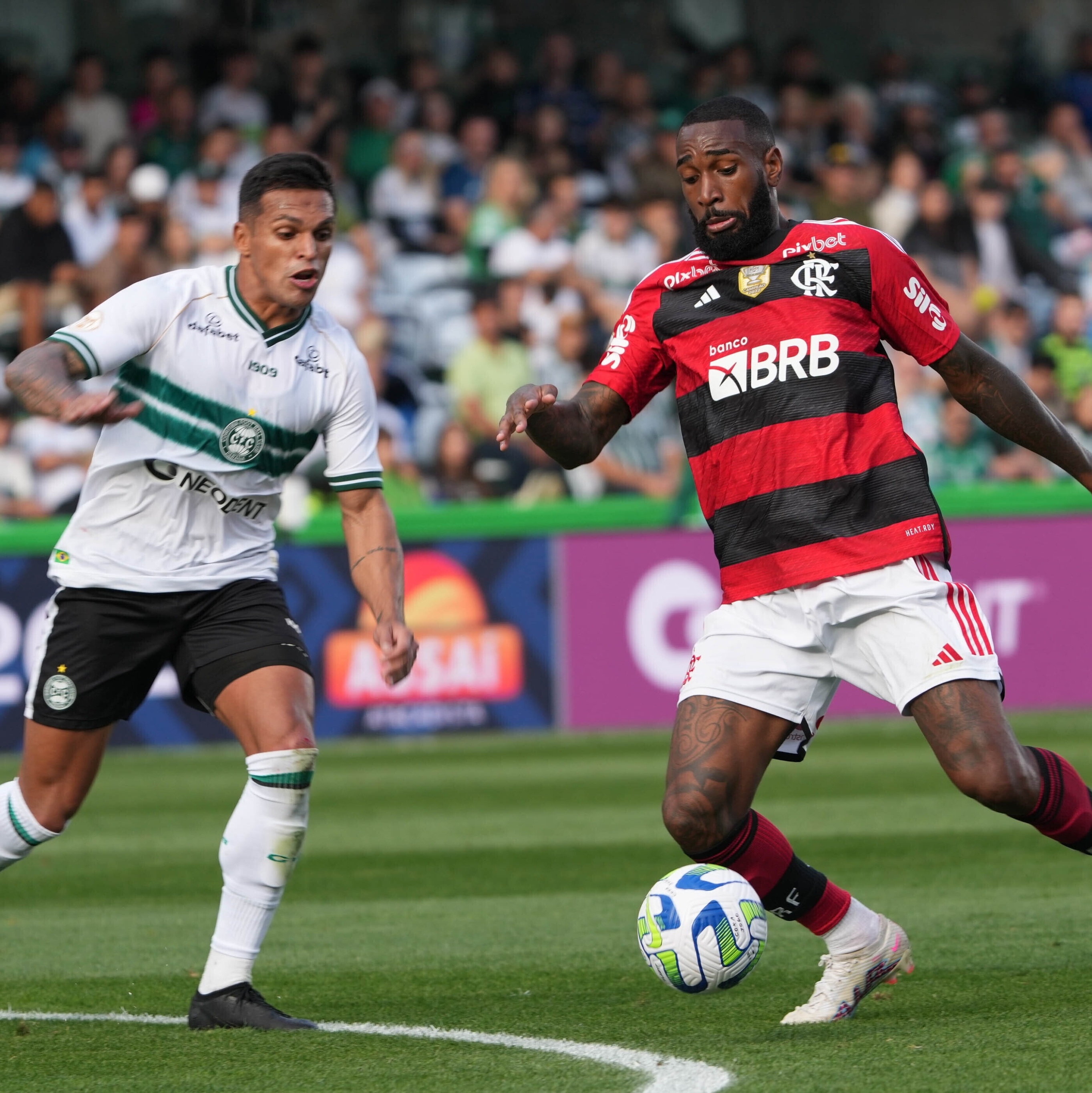 Cebolinha e De La Cruz, os destaques do amistoso do Flamengo