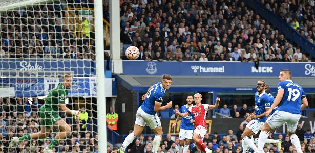 Arsenal Vence Everton Em Jogo Morno E Embola Ponta Da Premier League