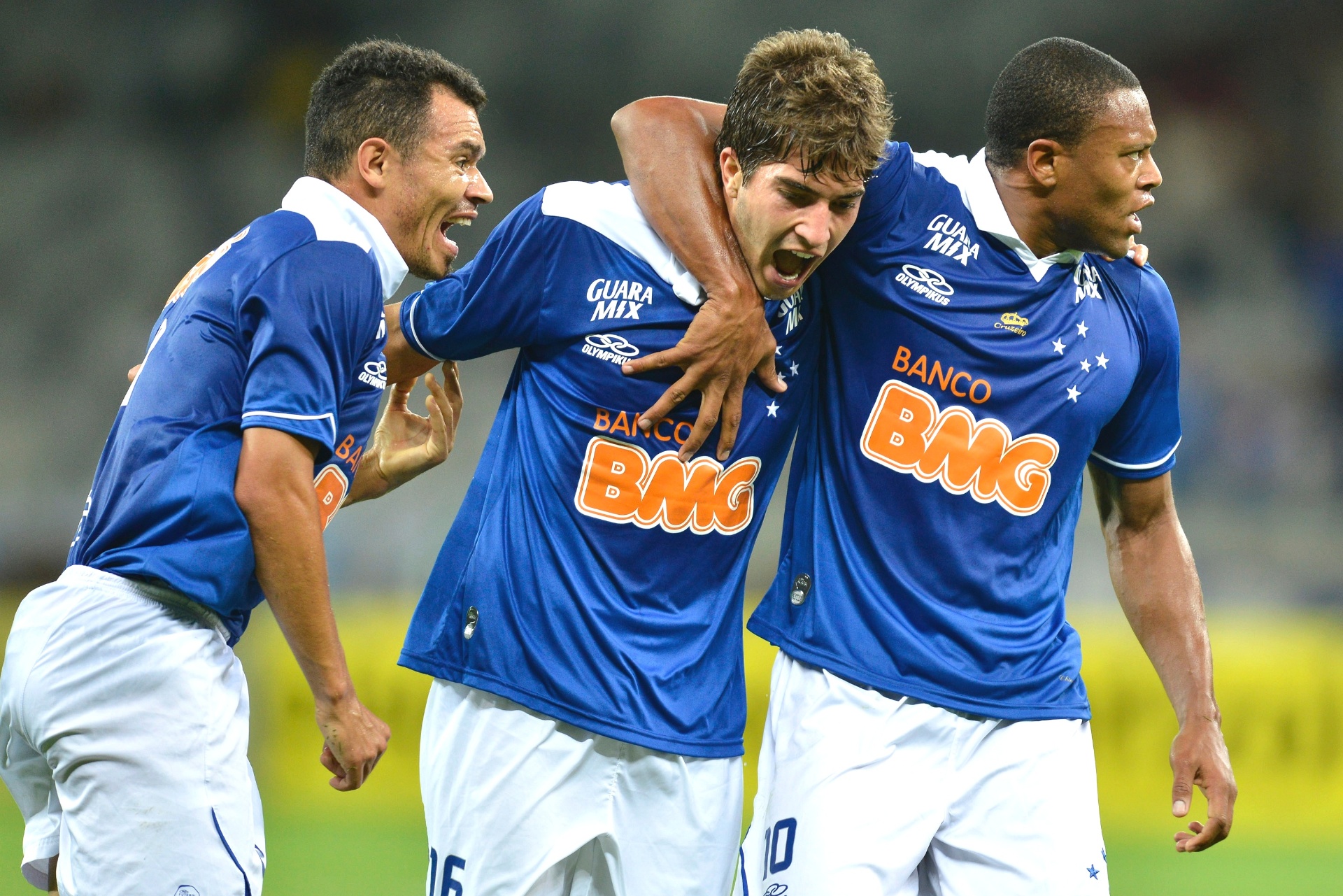 Fotos: Todos Os Jogos Do Campeão Cruzeiro - 13/11/2013 - UOL Esporte