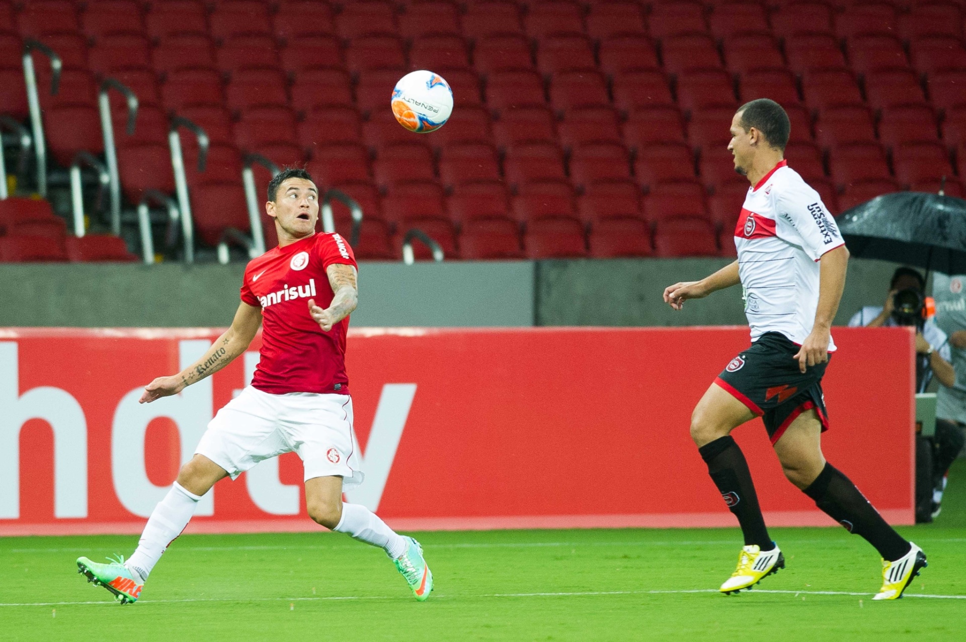 Fotos: Internacional x Brasil de Pelotas (26/02) - 26/02/2014 - UOL Esporte