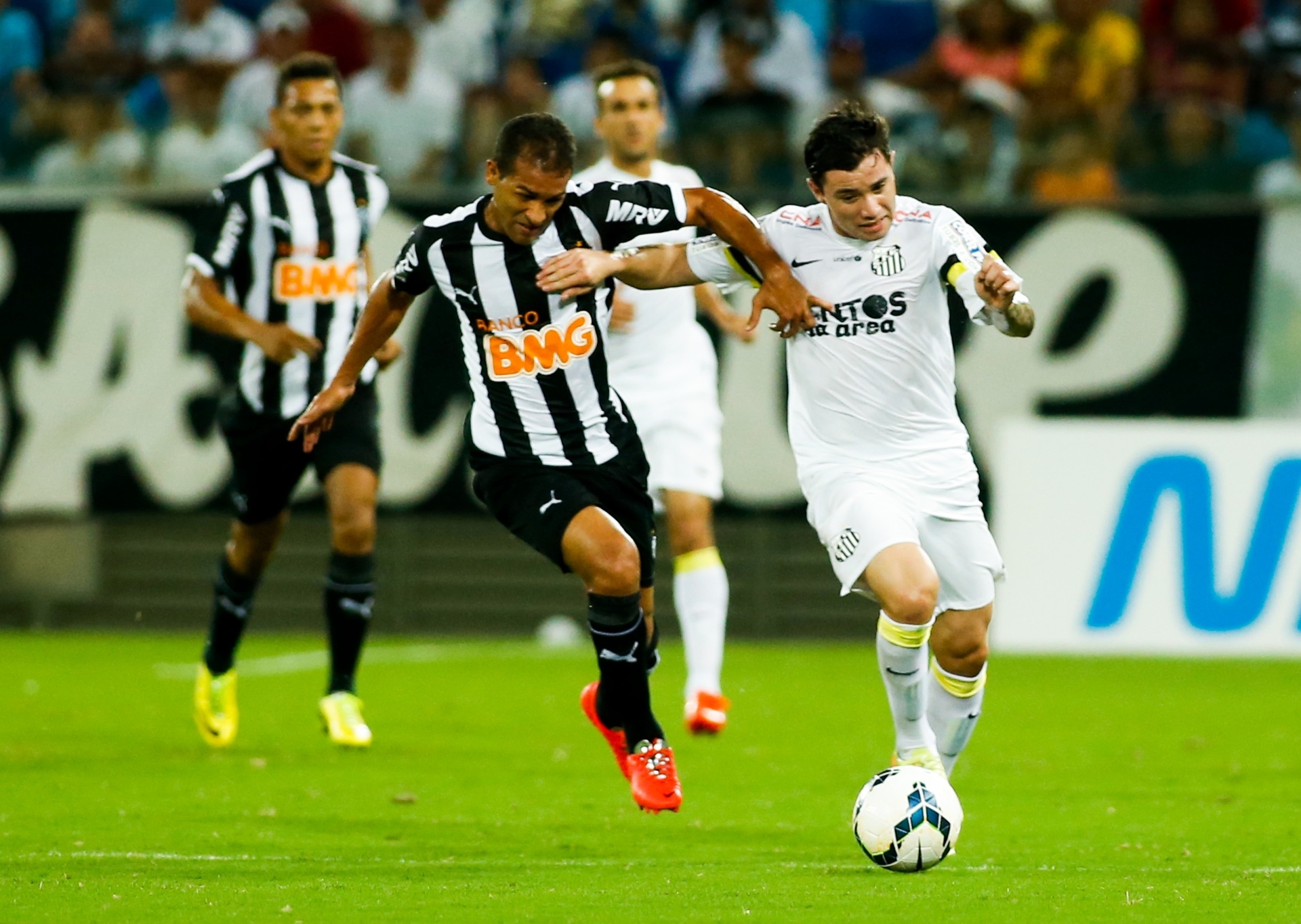 Dois Gols De Andr Atl Tico Vence Santos De Virada Na Arena