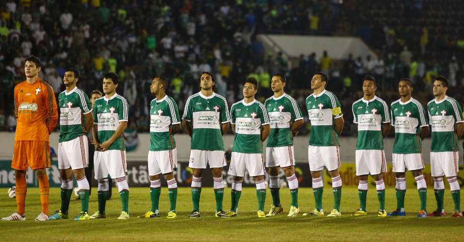 Palmeiras enfrenta o Figueirense pelo Brasileiro  BOL Fotos  BOL Fotos