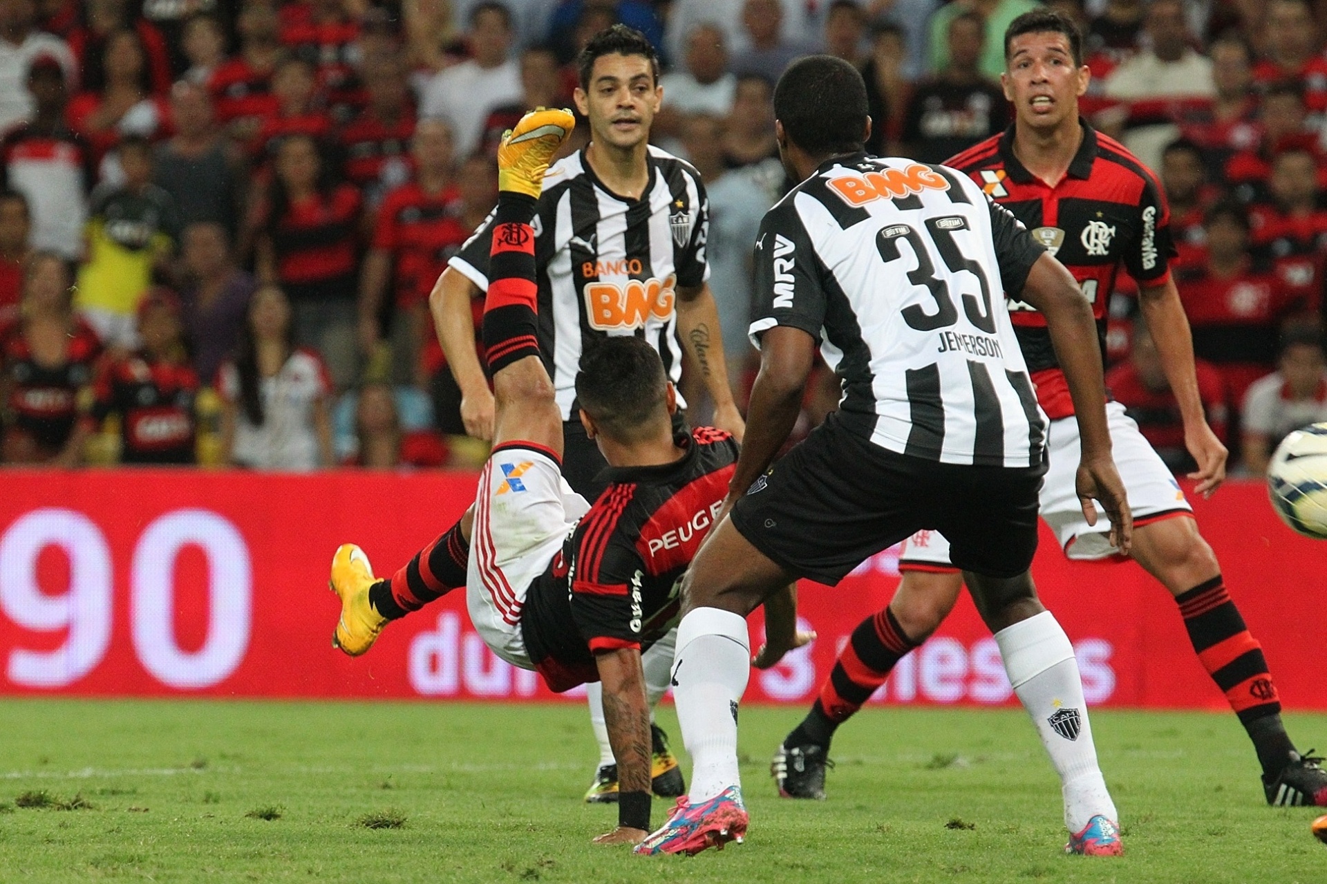 Fla Vence Atl Tico Mg E Pode At Perder Para Ir Final Da Copa Do