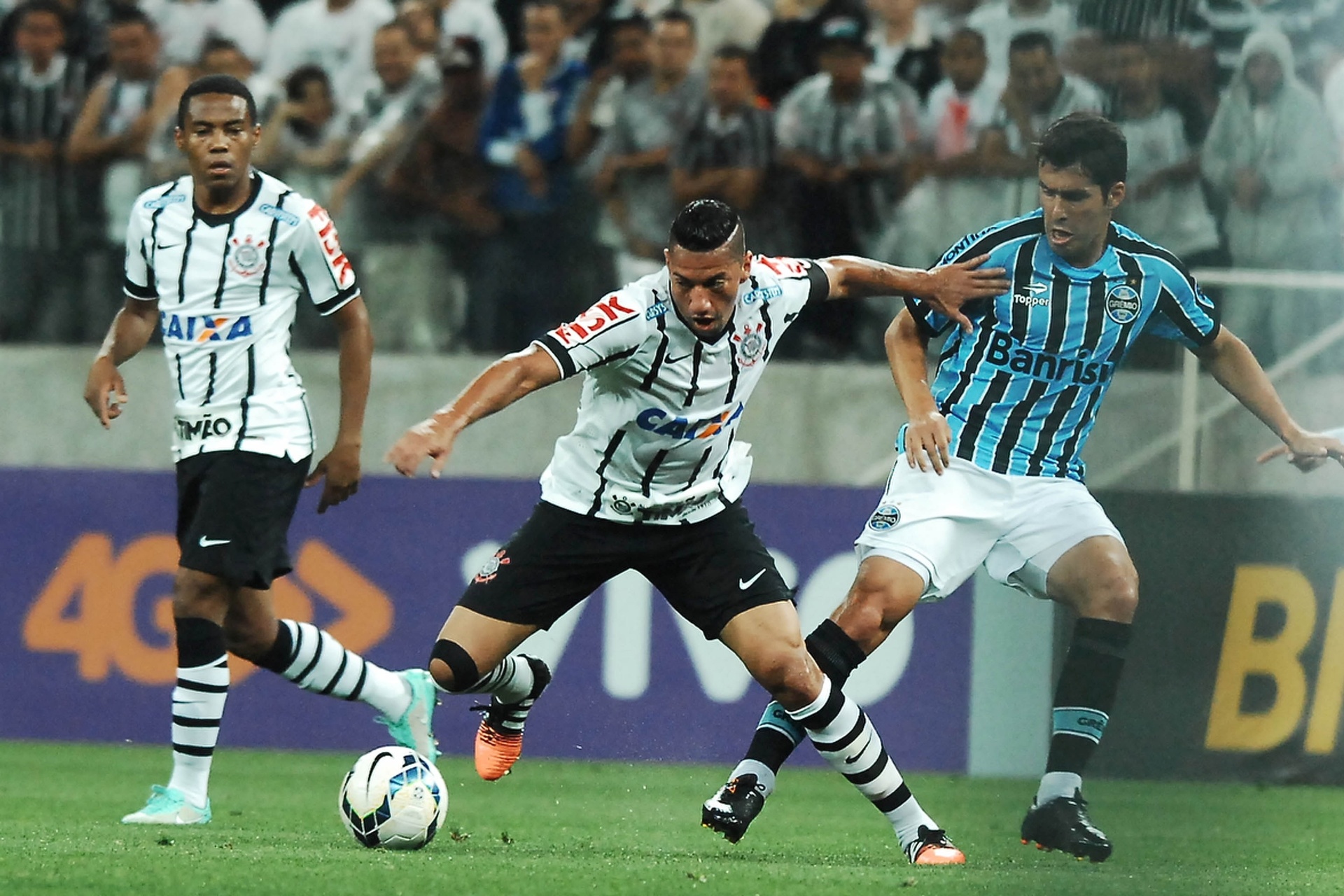 Fotos: Corinthians X Grêmio, Pelo Brasileiro (23/11) - 23/11/2014 - UOL ...