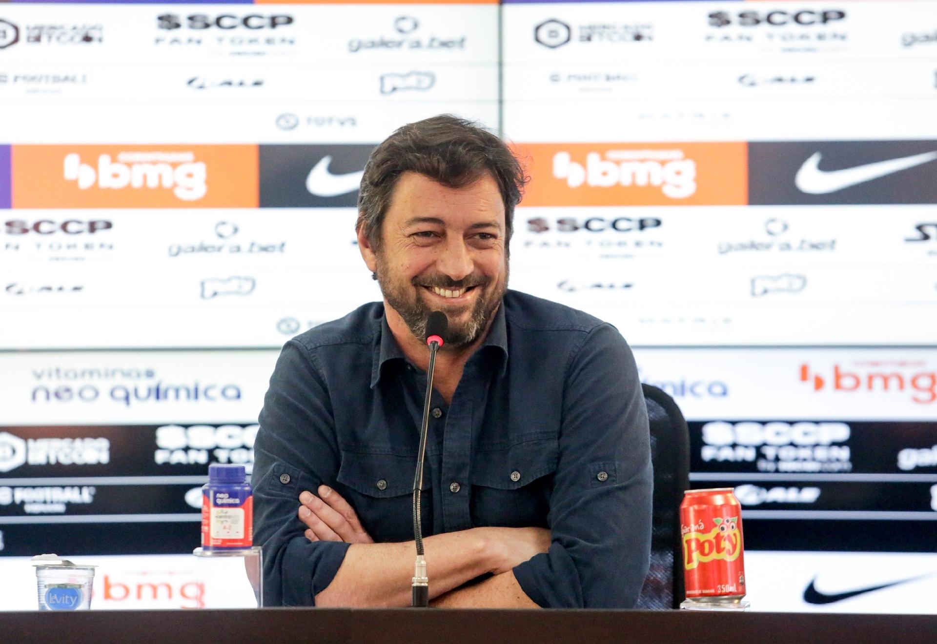 [OPINIÃO] Técnico ideal para o Corinthians é aquele que o clube pode pagar