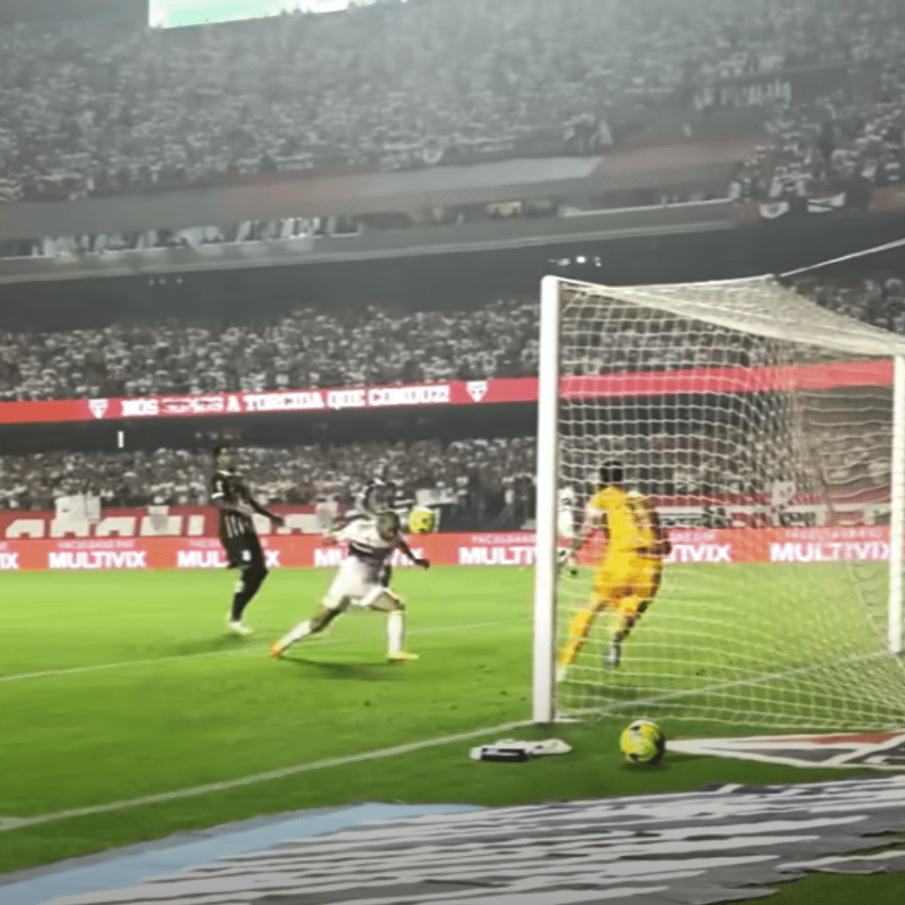 Gol de mão do Lucas Moura na semifinal da copa do Brasil! Arbitragem v