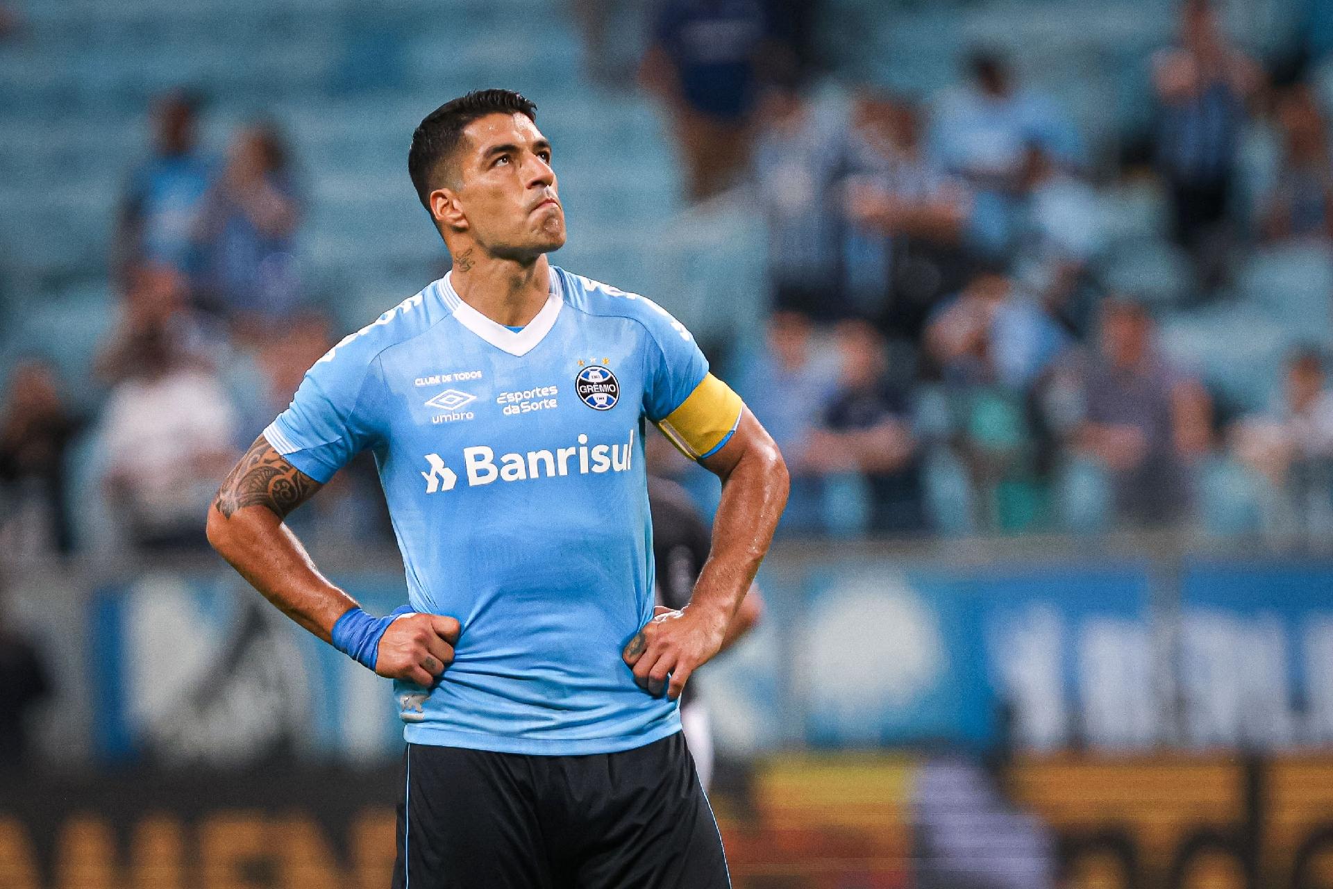 Com retorno de Suárez aos gramados, Grêmio treina de olho em partida diante  do Atlético-MG pelo Brasileiro