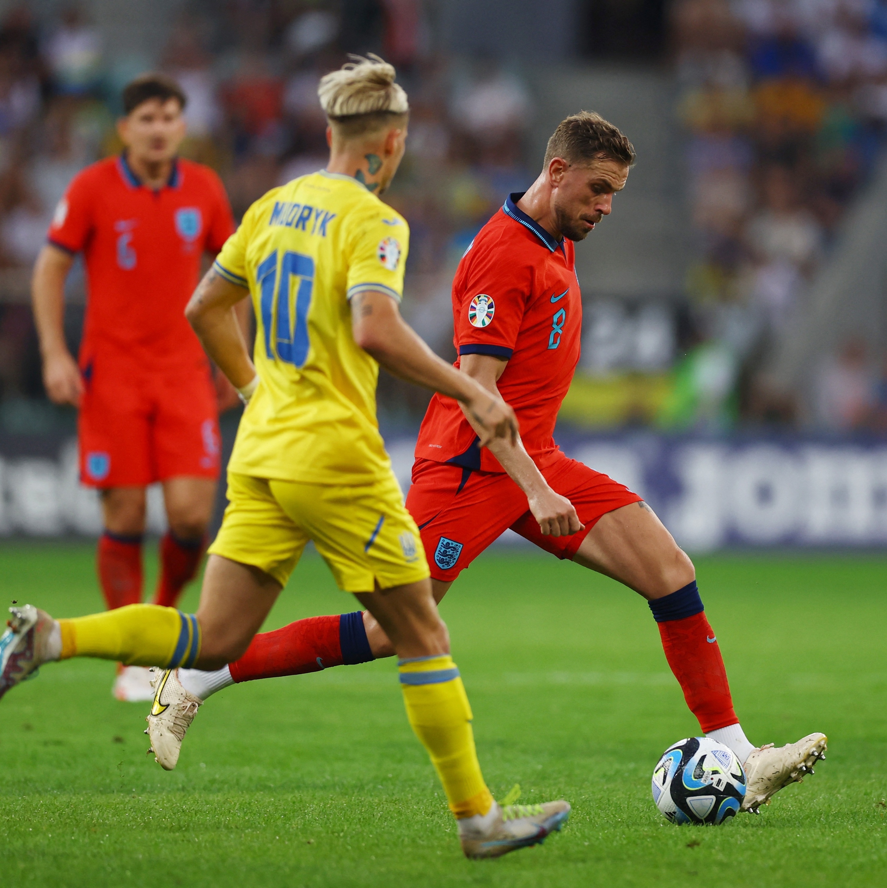 Em jogo equilibrado, Inglaterra e Escócia empatam sem gols na Eurocopa -  Lance!