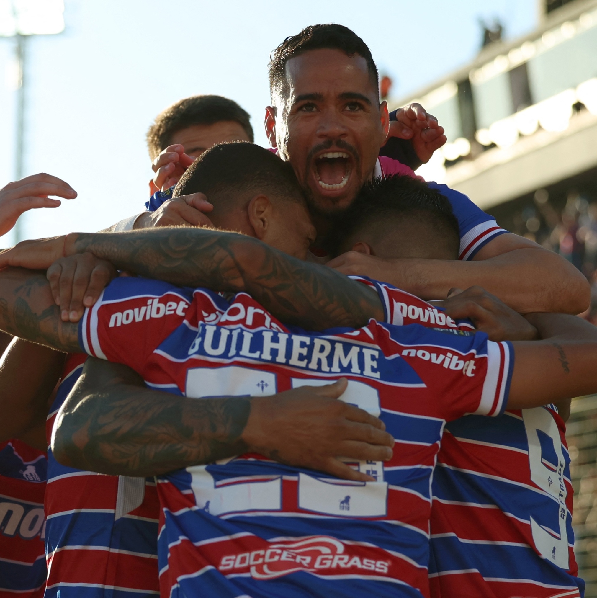 Na competição do jogo, o jogador continuou usando o carro de alta