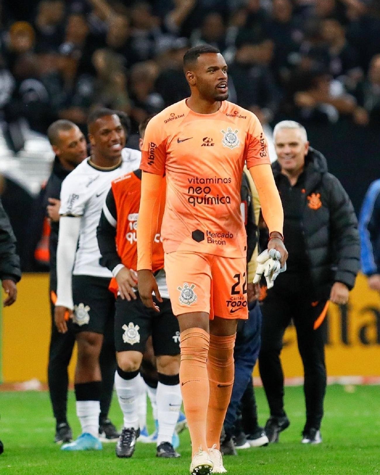 REAÇÕES DOS CORINTIANOS FURIOSOS com VAI DE BET e CARLOS MIGUEL de🥓 ...