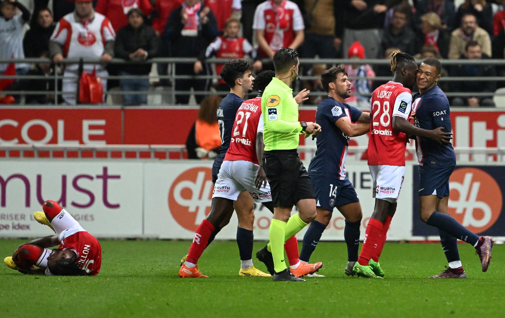 Paris Saint-Germain sofre empate do Reims aos 90+6 e desperdiça