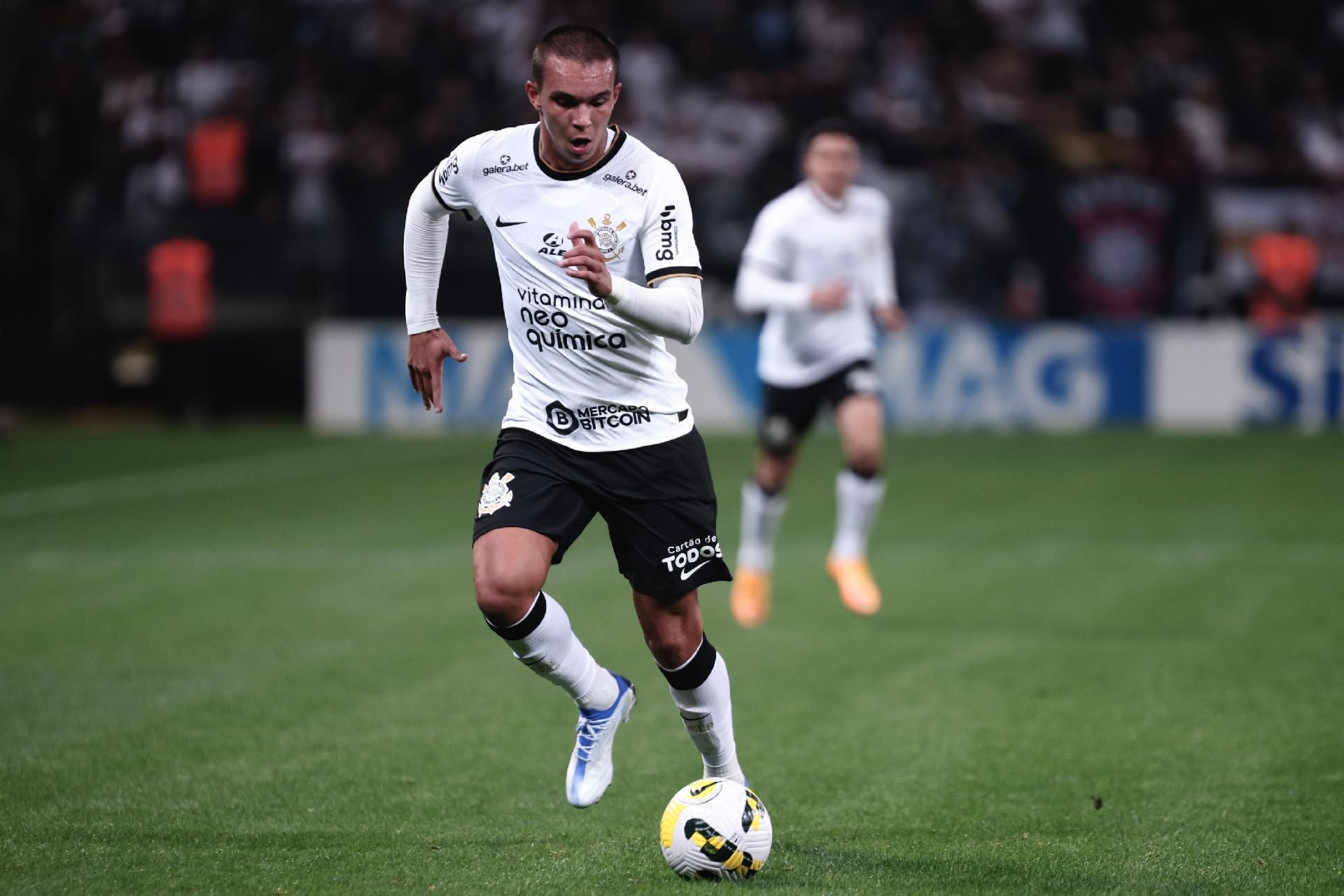 Com time reserva, Corinthians busca empate contra a Portuguesa-RJ