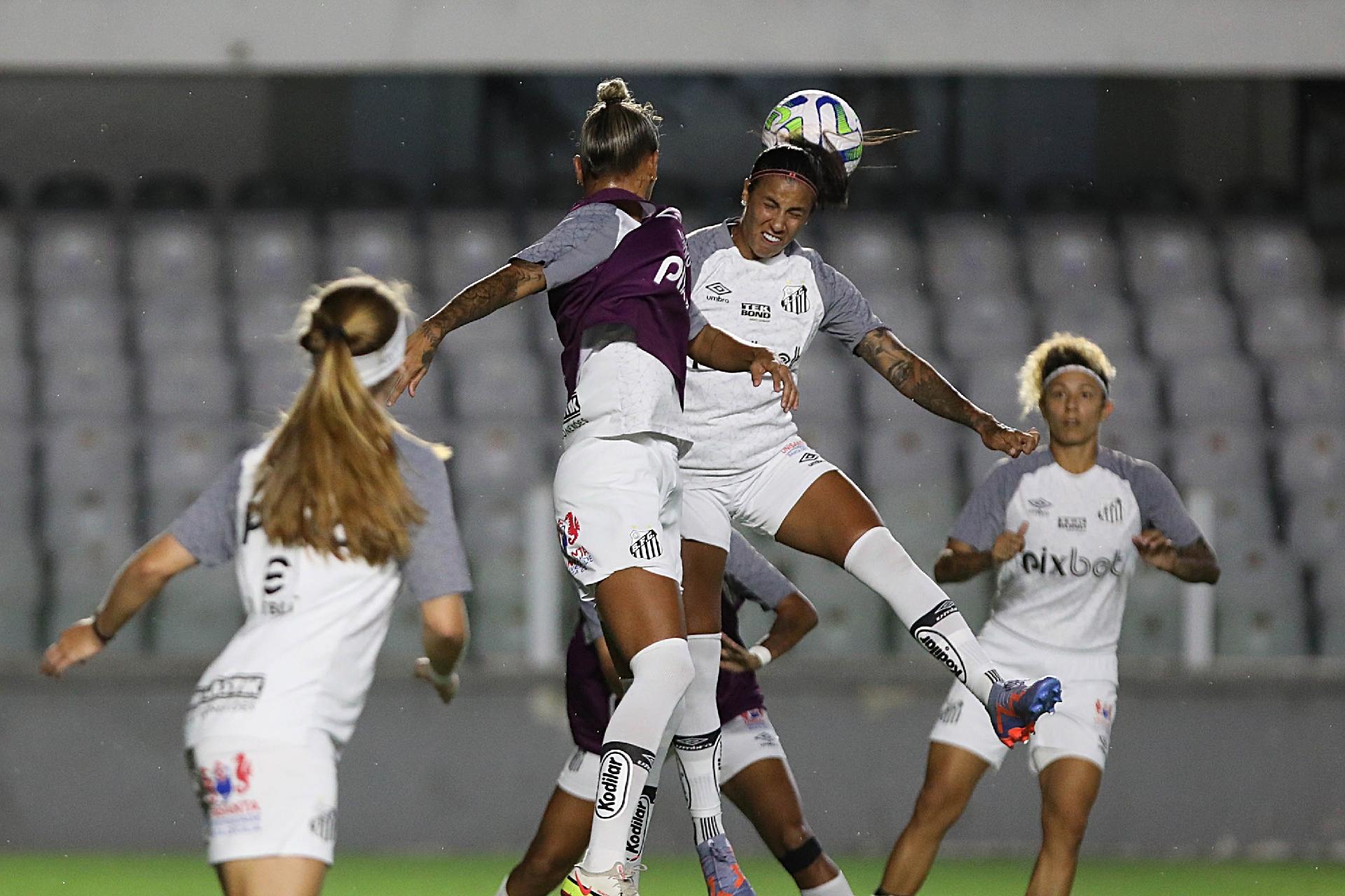 Santos goleira a Ferroviária na estreia do Paulista feminino de futebol