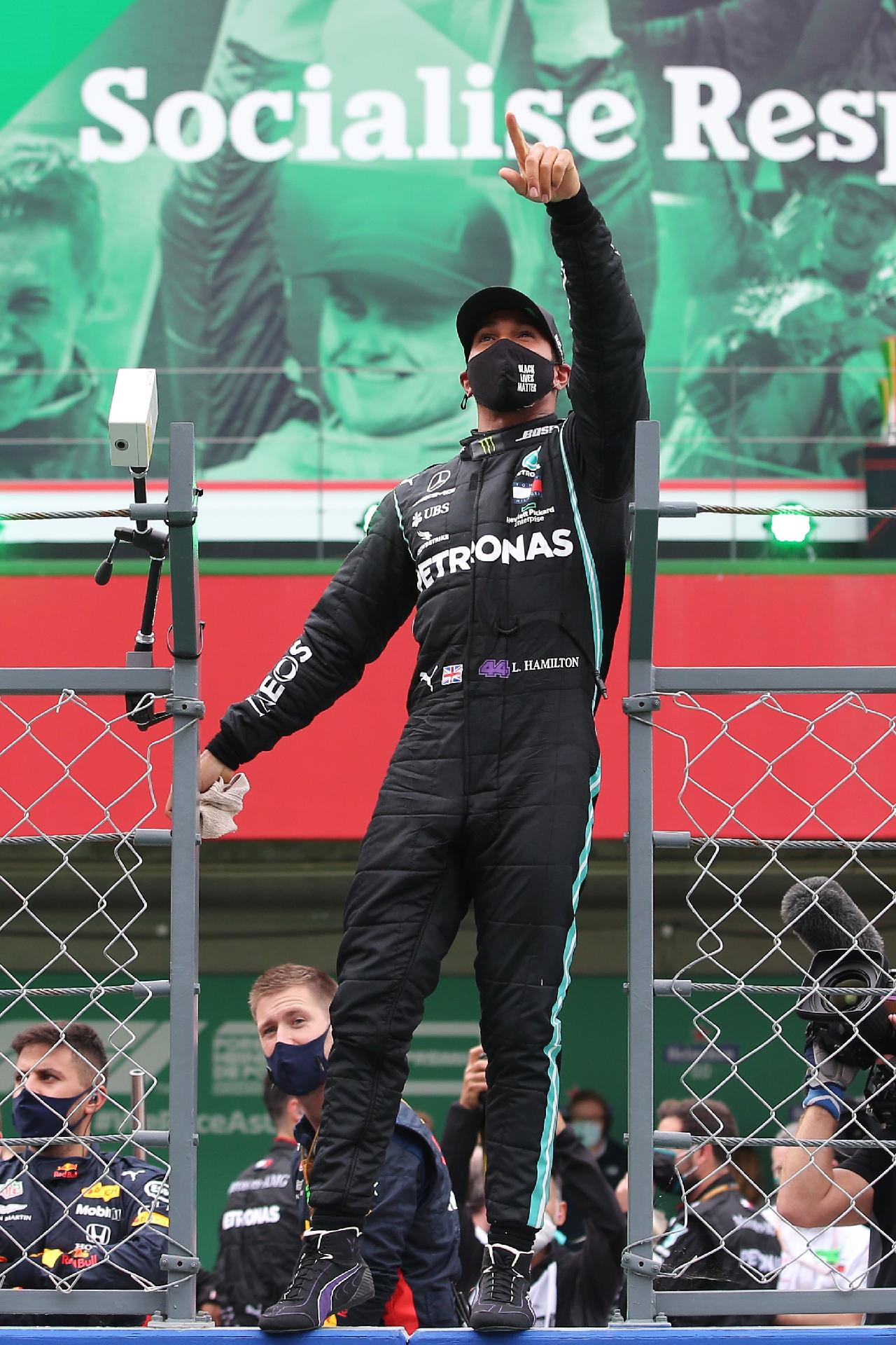 Hamilton Supera Schumacher E Se Torna Maior Vencedor Da Hist Ria Da F