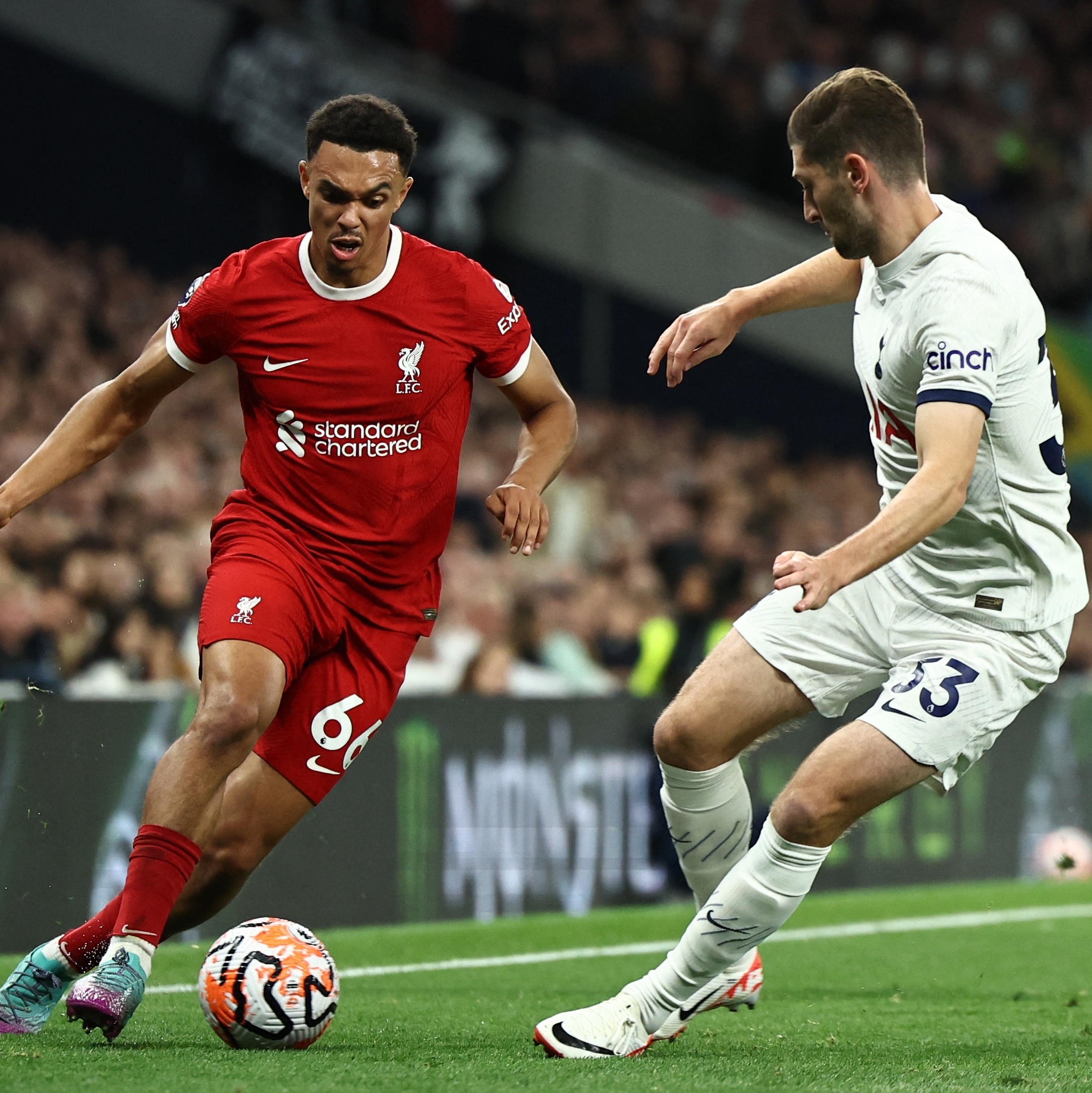 Tottenham 1 x 3 Liverpool  Campeonato Inglês: melhores momentos