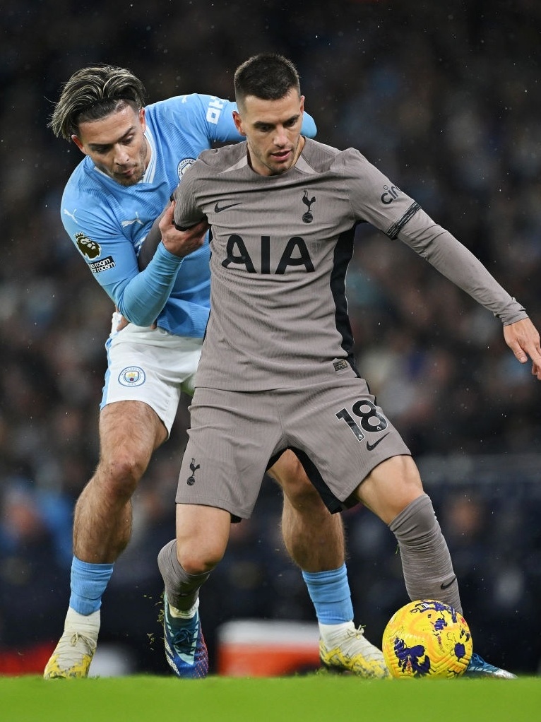 Manchester City cede empate ao Tottenham e cai para 3º no Campeonato Inglês  - Rádio Itatiaia