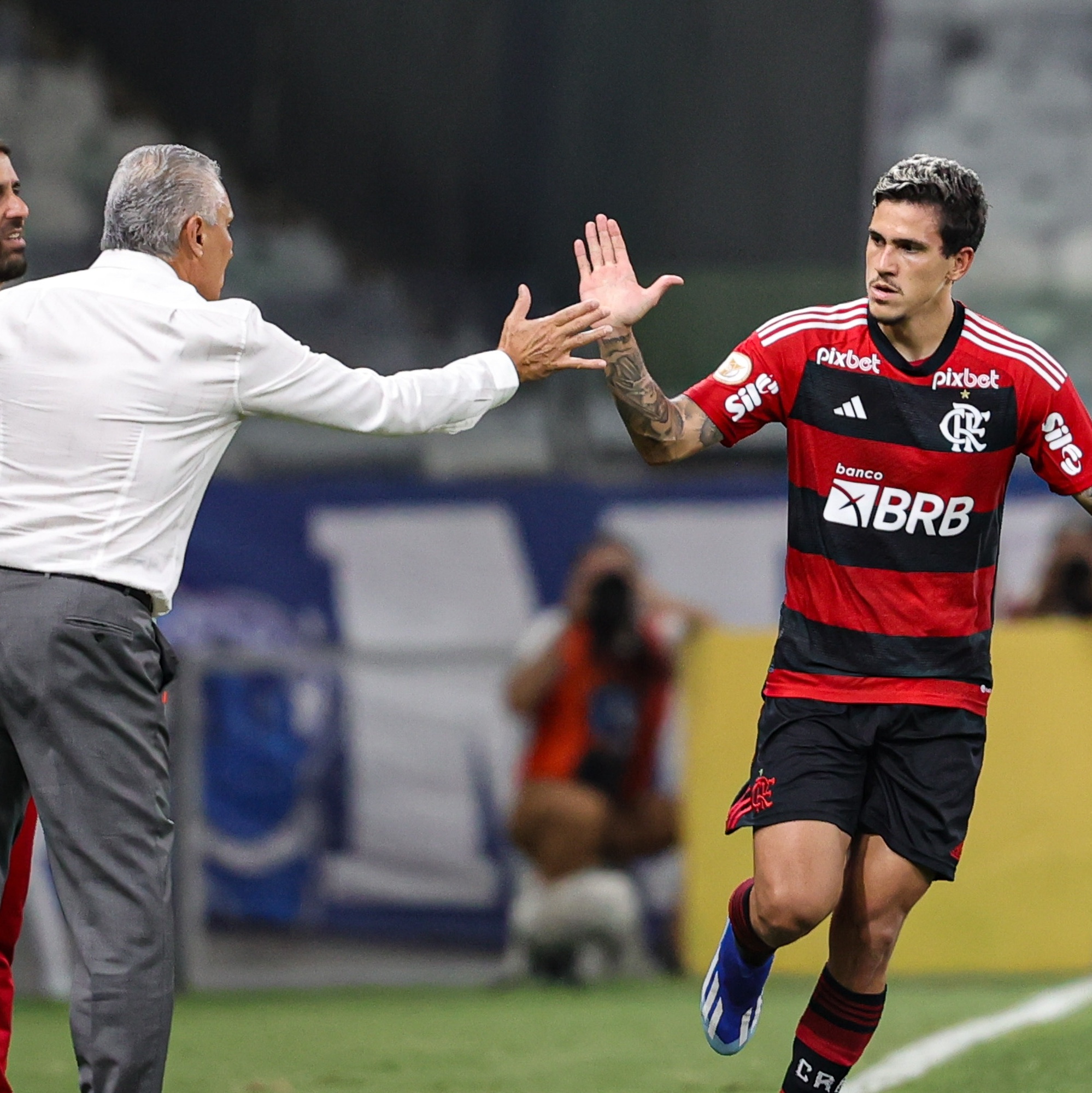 Wesley suspenso para a volta contra o Grêmio, este seria seu substituto no  Flamengo