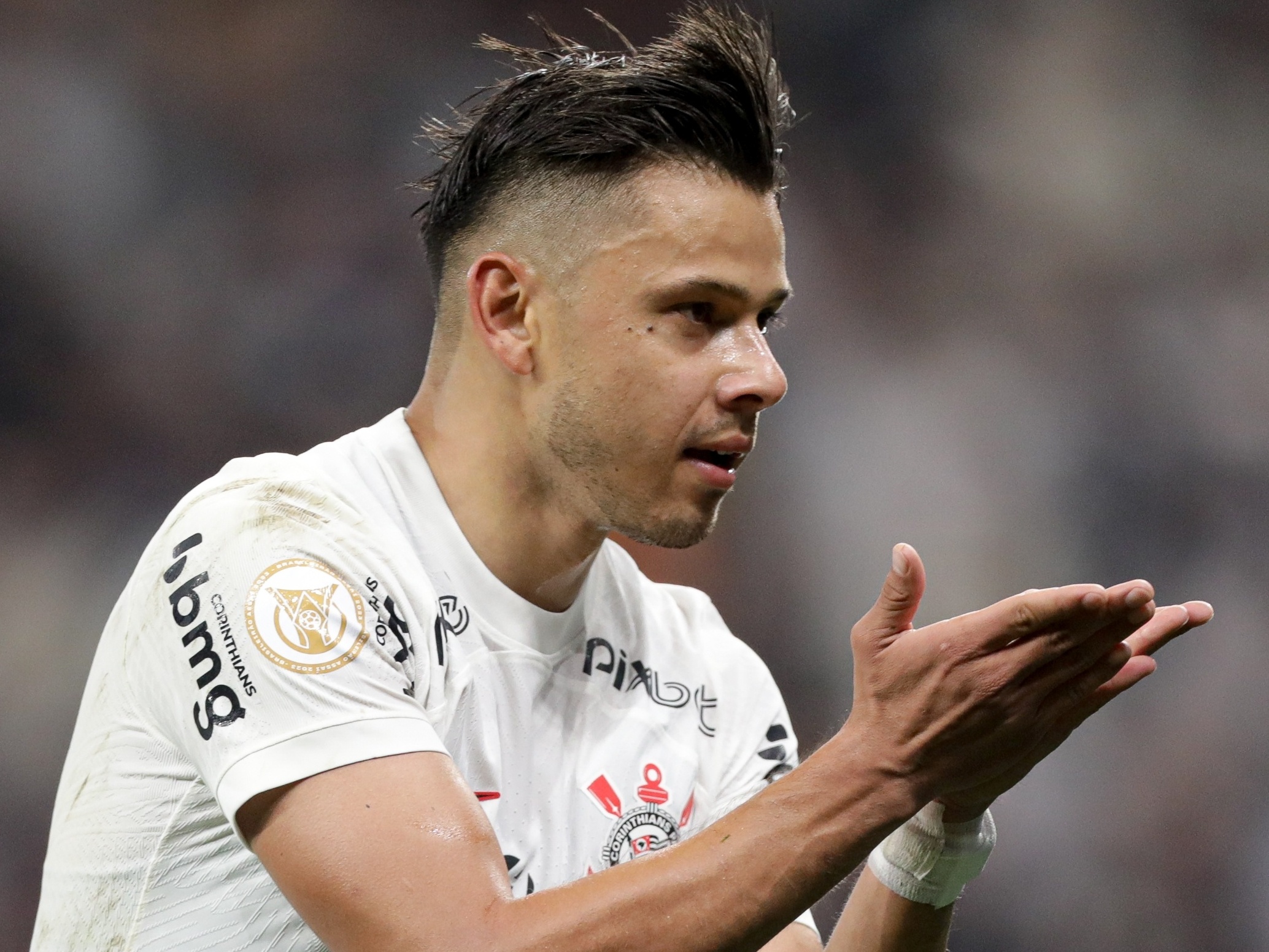 Queridinho de Mano no Corinthians pode jogar hoje pelo Paraguai e não é  Romero