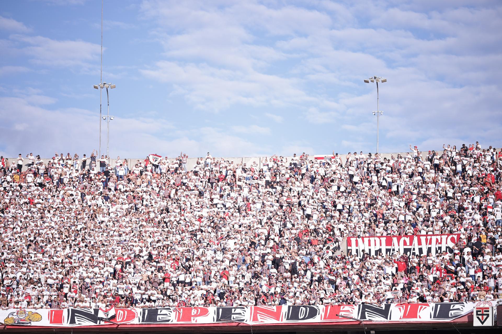 CAMAROTE STADIUM - SPFC x GRÊMIO é na Total Acesso.