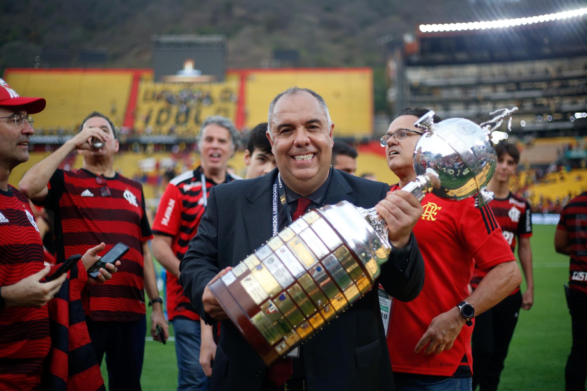 Guia do Mundial de Clubes: Flamengo pede o mundo de novo após título da  Libertadores - Flamengo - Extra Online