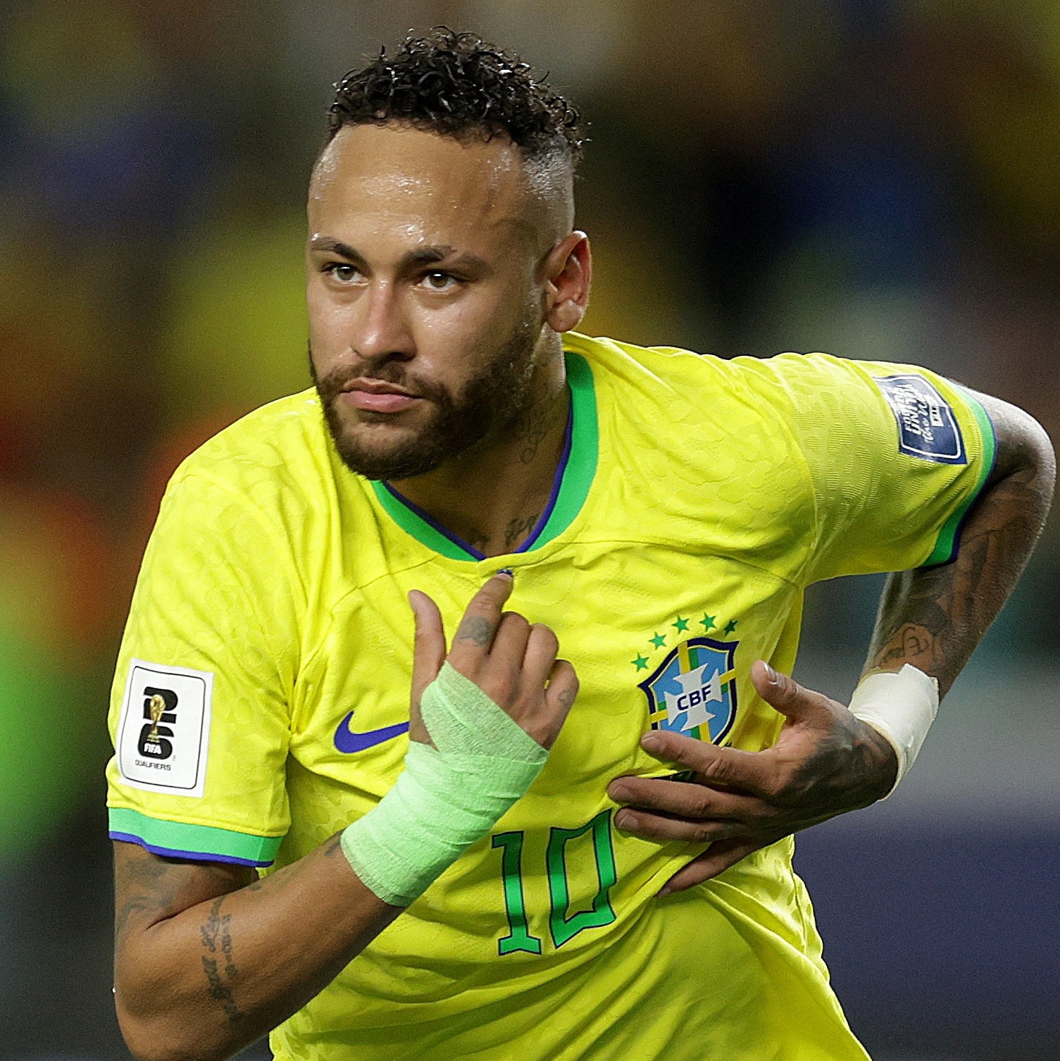 Neymar está chegando para nova temporada de festas no Brasil