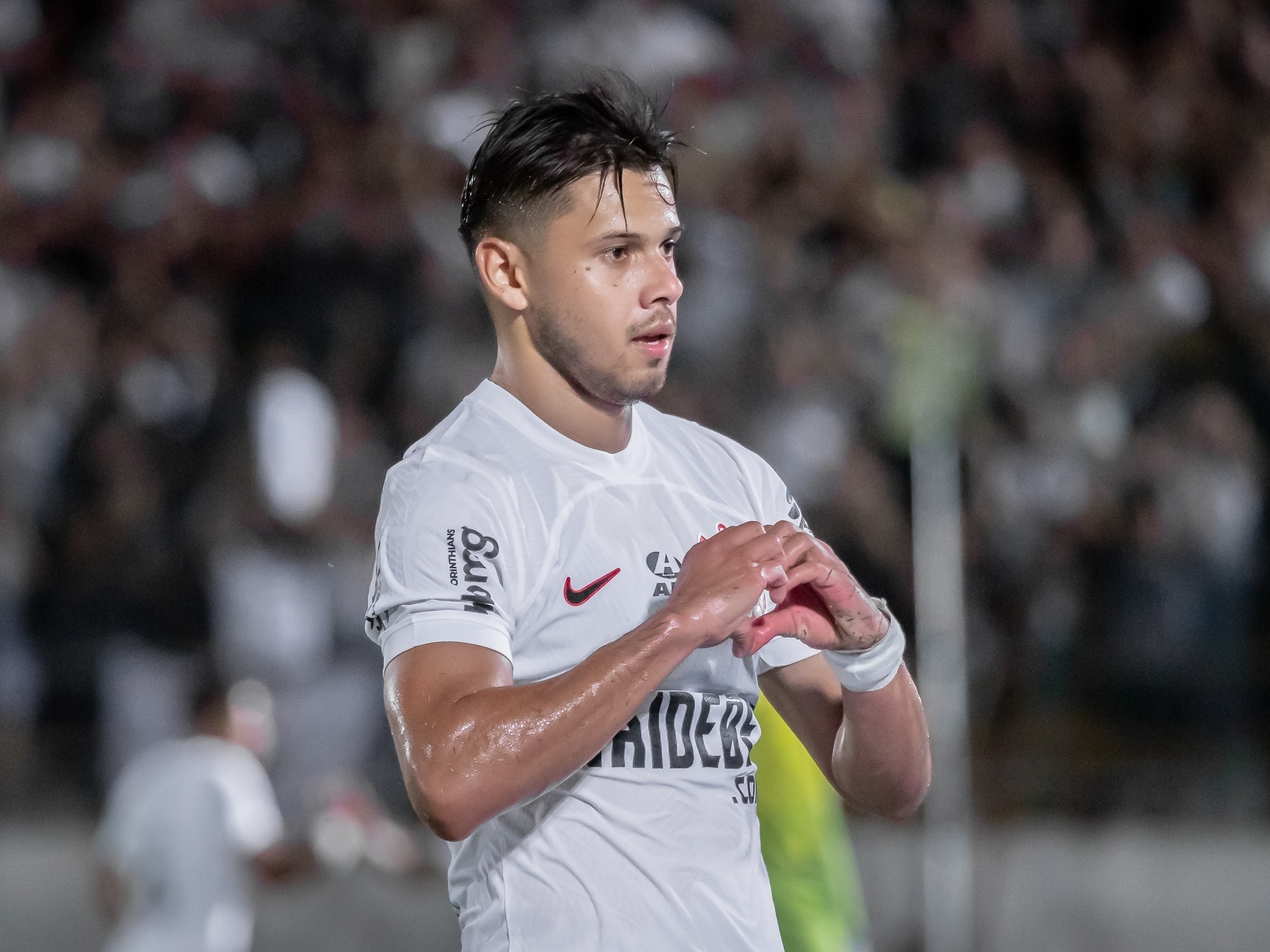 Romero é o craque do Corinthians na vitória sobre Cianorte; veja notas