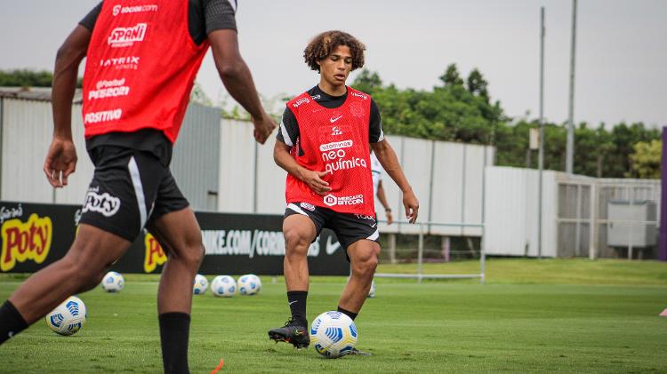 [OPINIÃO] Corinthians tem que olhar para o mercado de forma mais abrangente