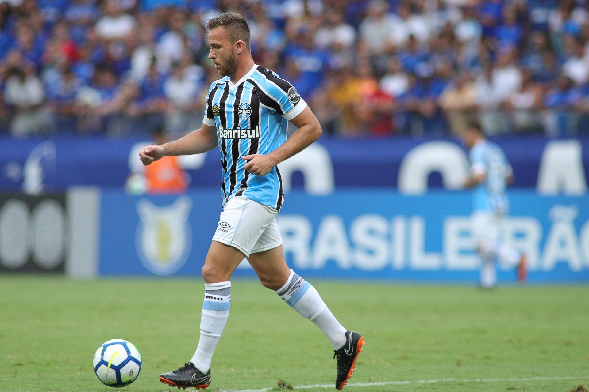 Contrato com Barça prevê bônus ao Grêmio se Arthur disputar Bola