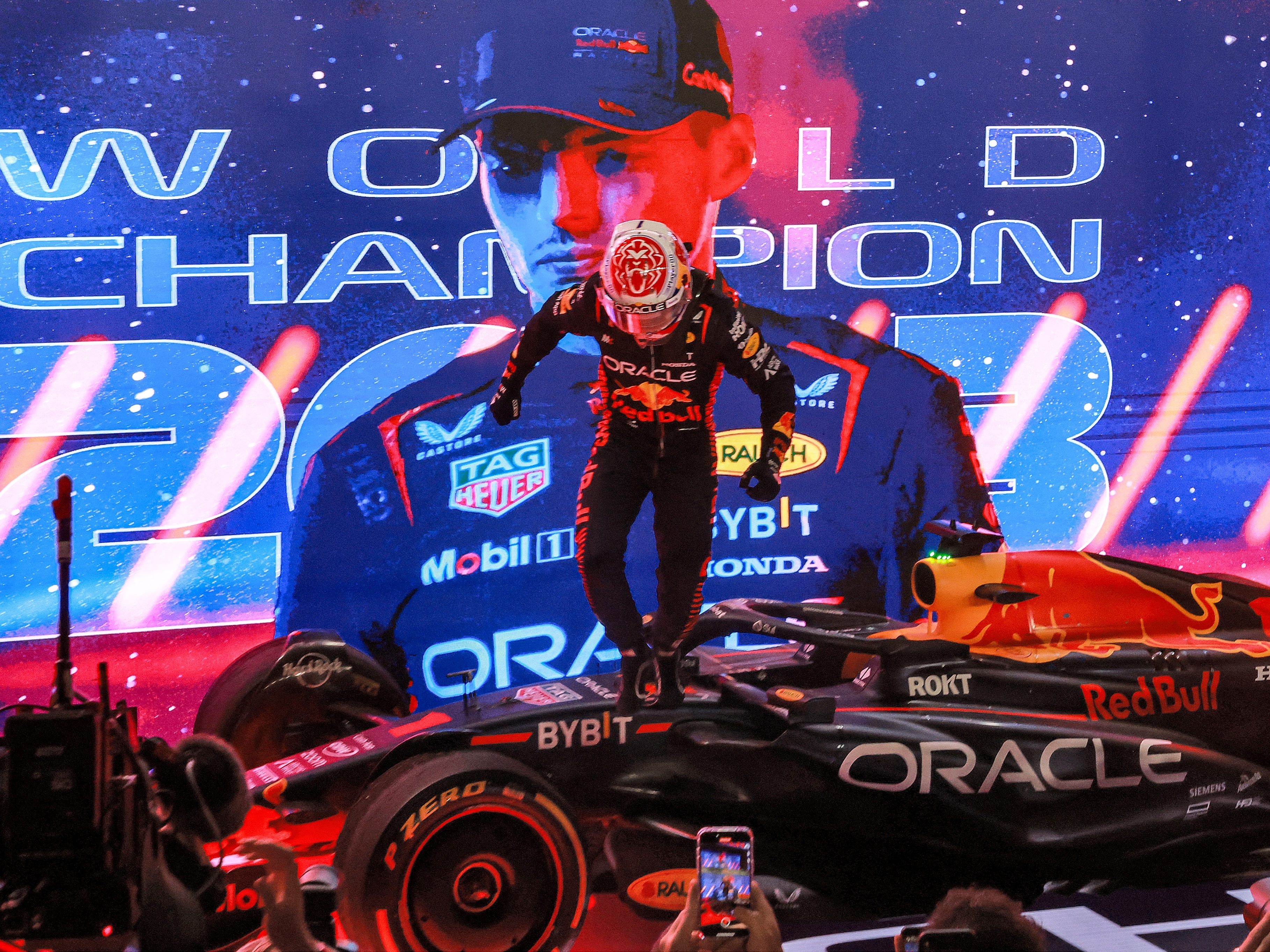 Max Verstappen é tricampeão mundial de Fórmula 1