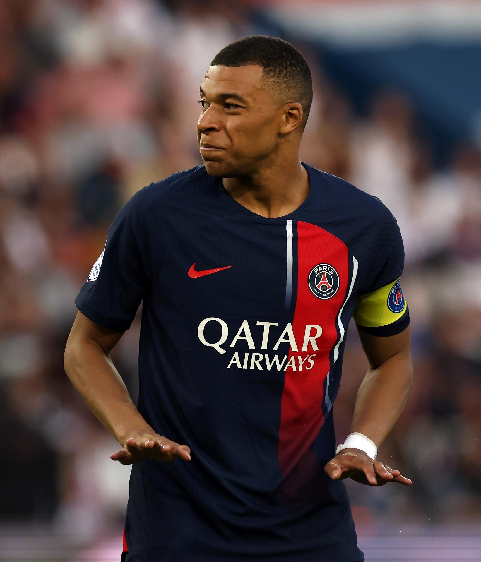 Mbappé marca, mas Lille arranca empate no fim e interrompe série