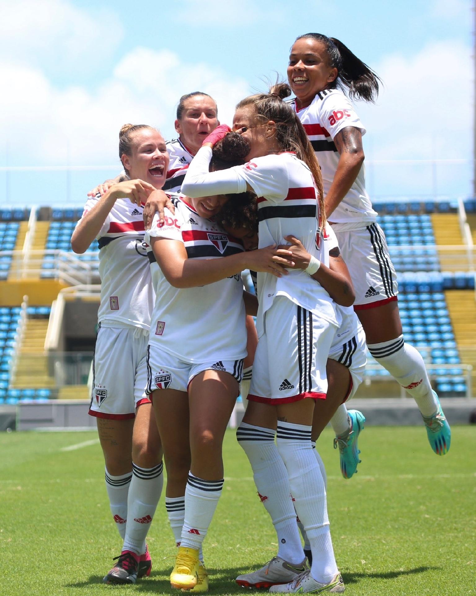 Brasileirão Feminino: Assista ao vivo e de graça Cruzeiro x São Paulo