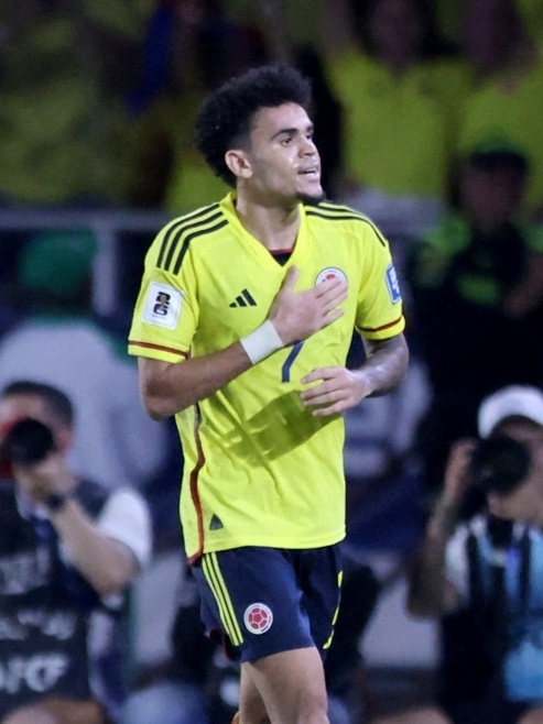 É craque do Liverpool, fez gol na seleção brasileira e teria