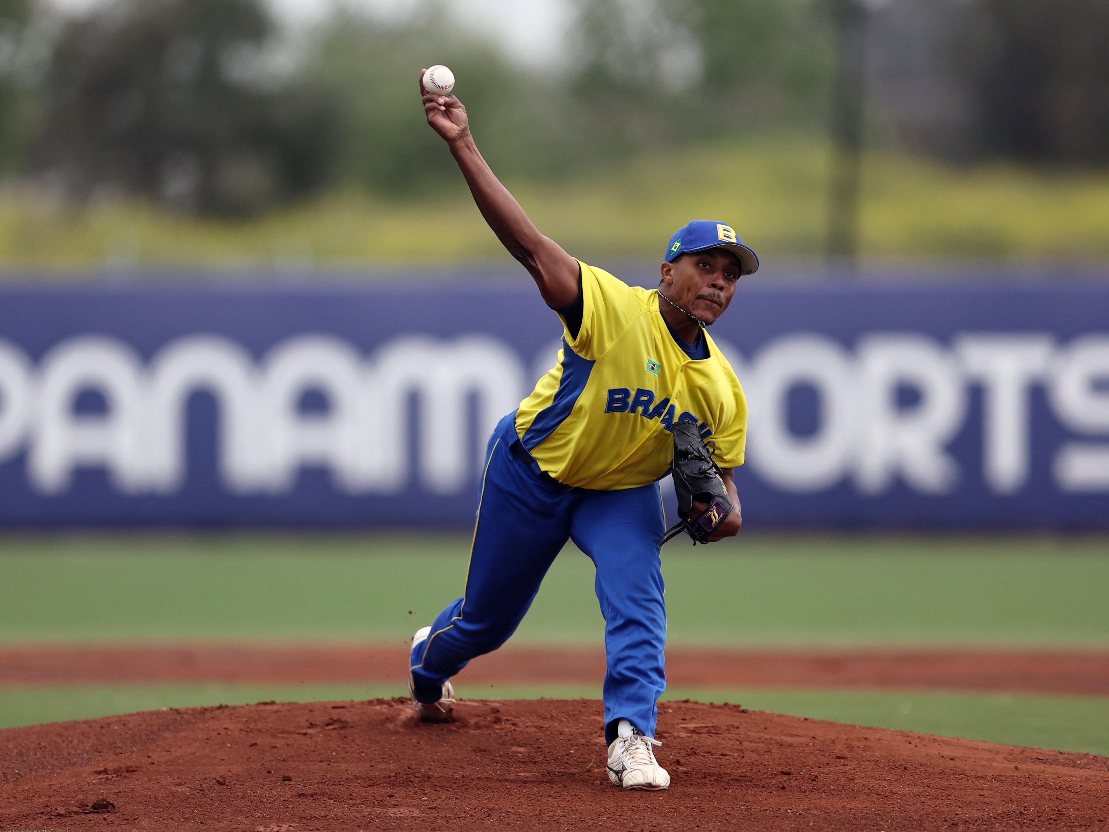 Astro do beisebol fecha maior contrato da história dos esportes